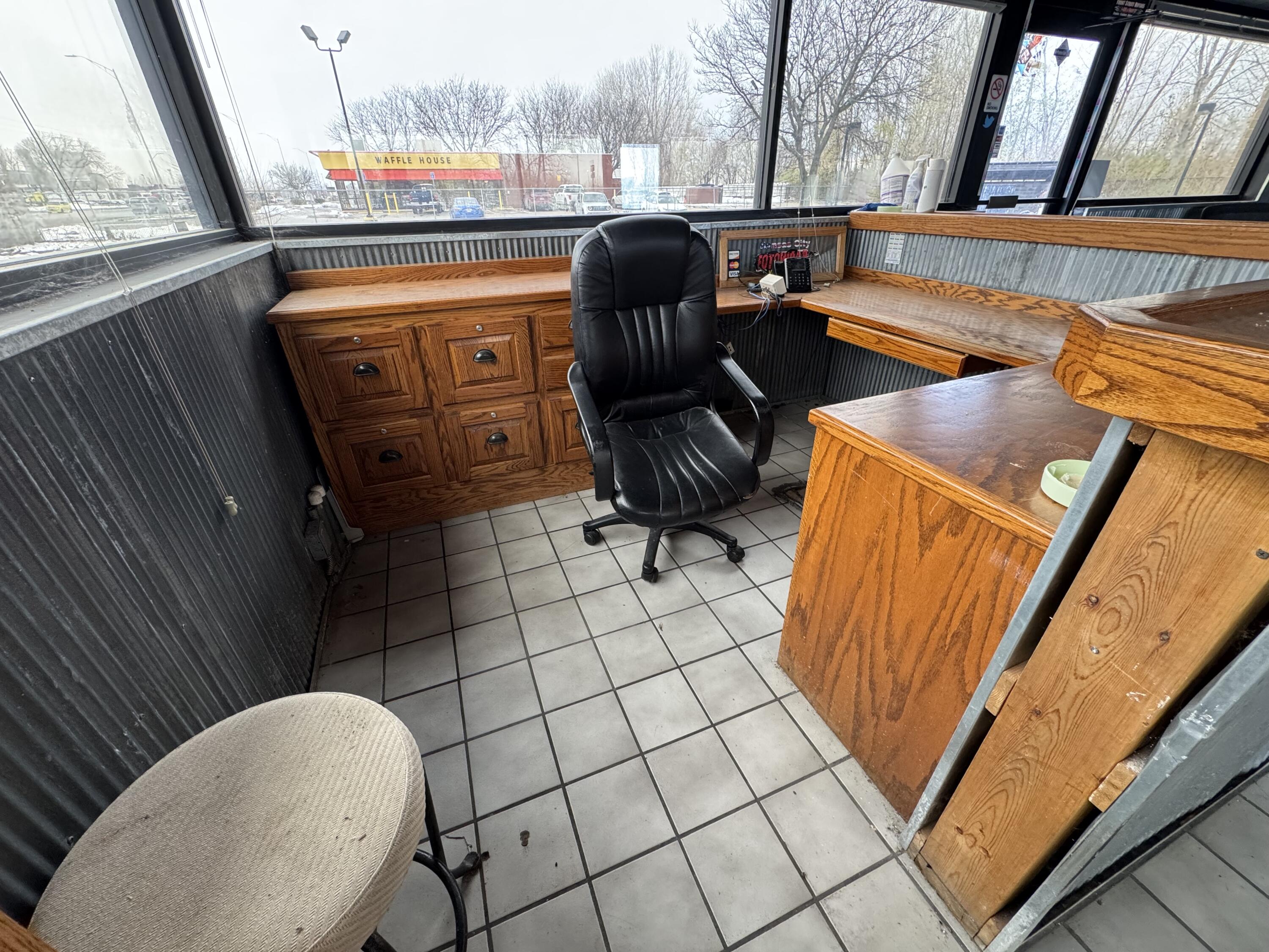 Photo 29 - Commercial Sale for sale – 6850 E Front Street  Kansas City, MO