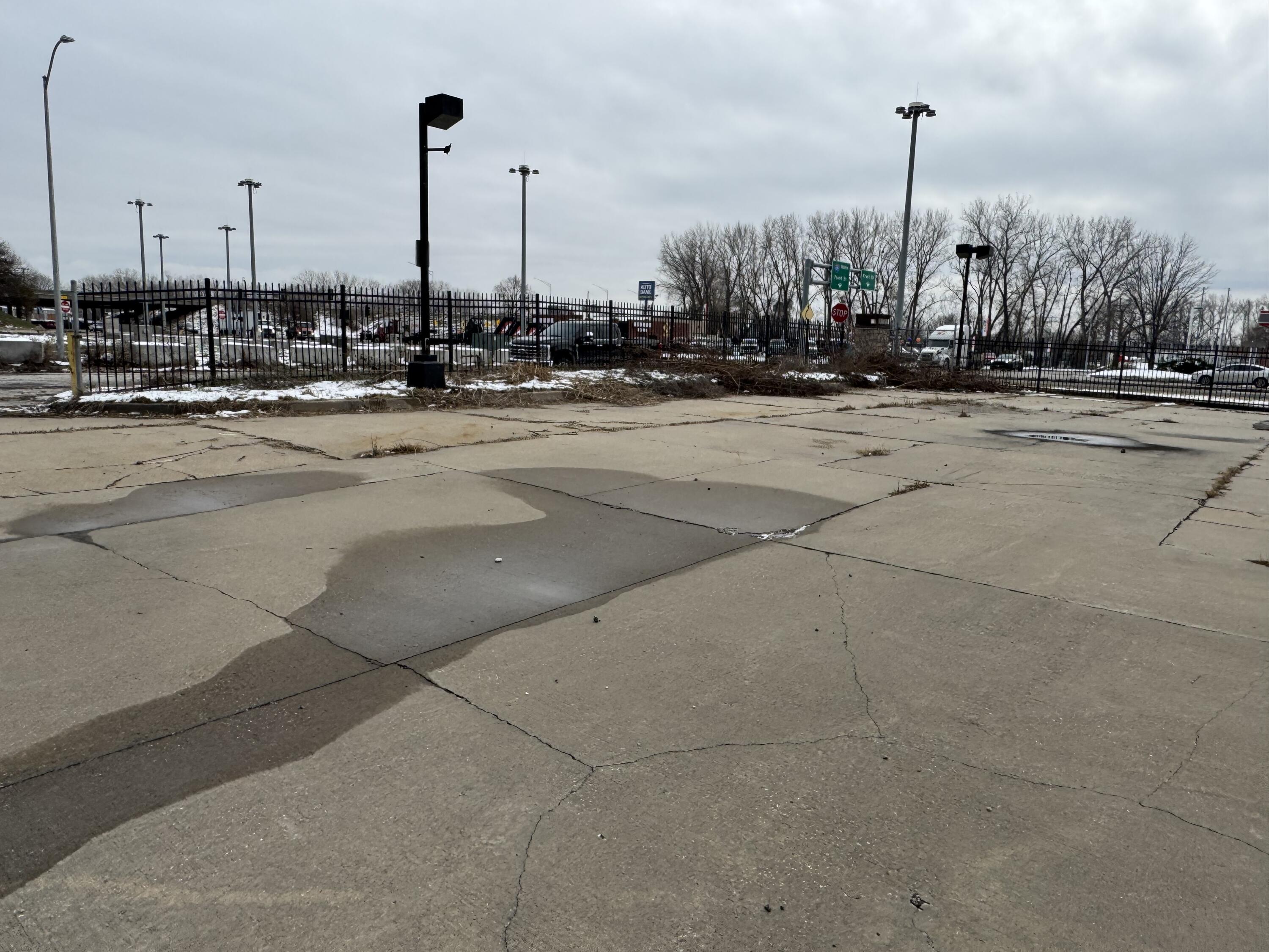 Photo 10 - Commercial Sale for sale – 6850 E Front Street  Kansas City, MO