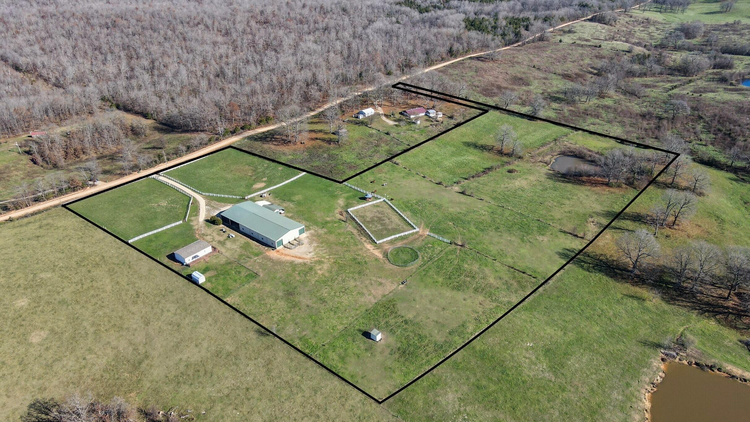 Photo 10 - Residential for sale – 710  County Road 328   Thayer, MO