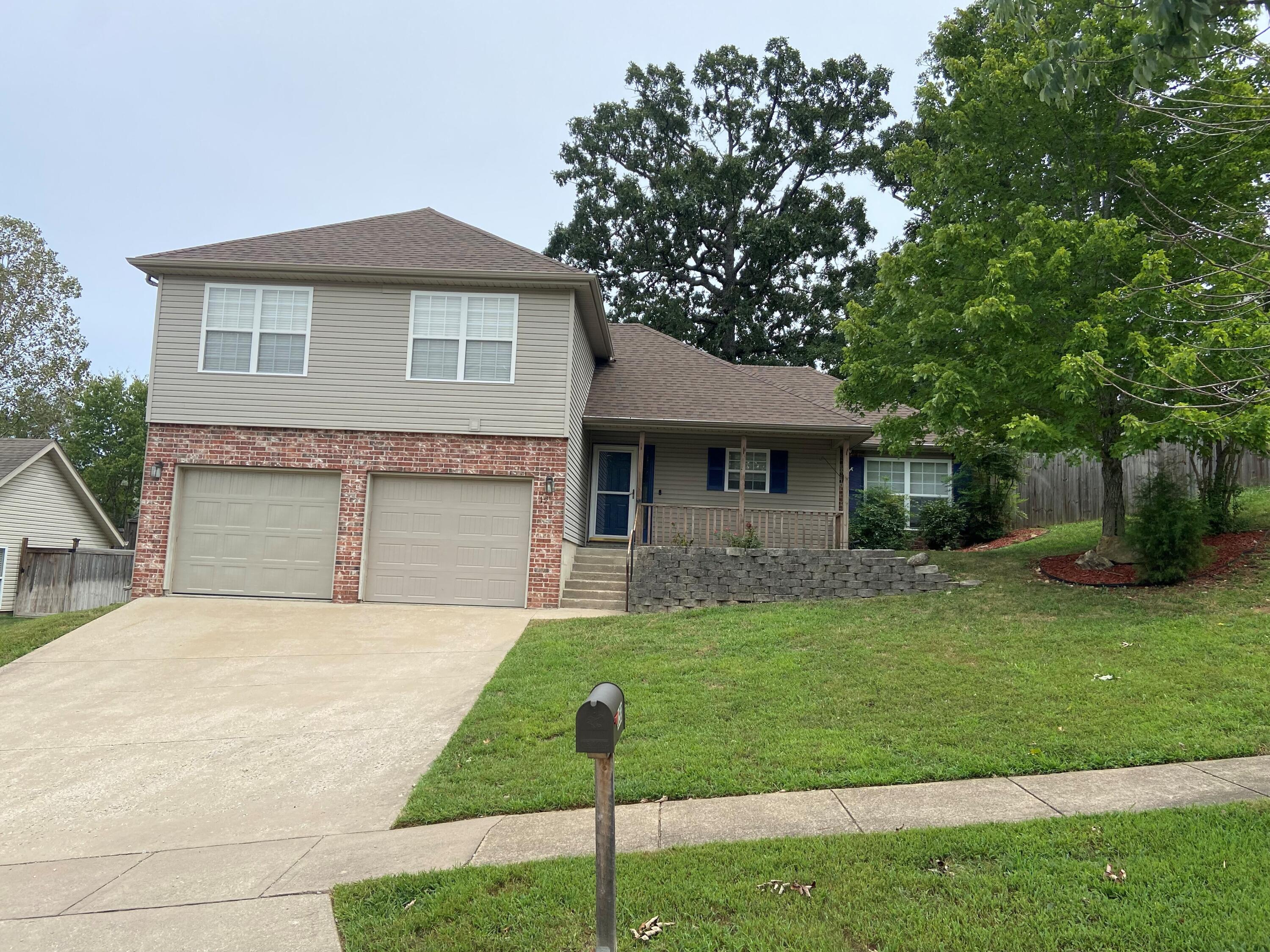 Photo 2 - Residential for sale – 153  Sapling Drive  Branson, MO