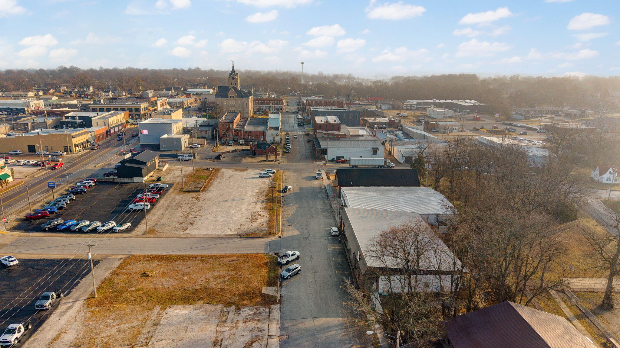 Photo 3 - Commercial Sale for sale – 302 W Jackson Street  Bolivar, MO