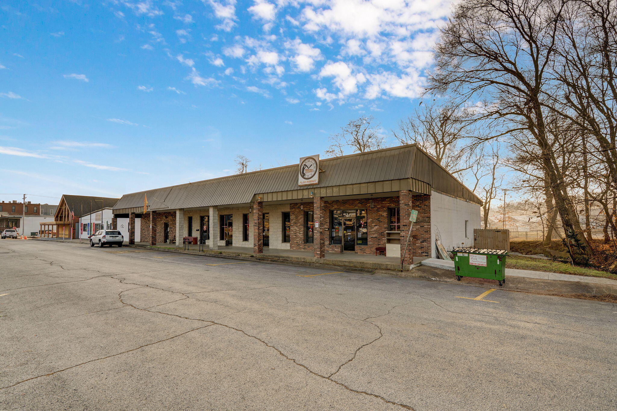 Photo 18 - Commercial Sale for sale – 302 W Jackson Street  Bolivar, MO
