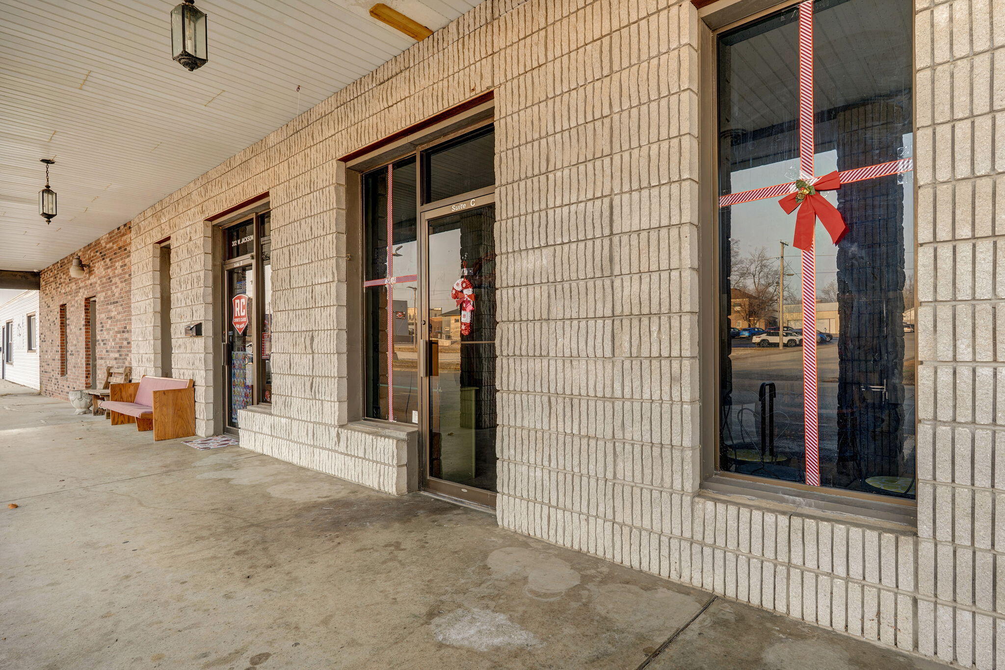 Photo 6 - Commercial Sale for sale – 302 W Jackson Street  Bolivar, MO
