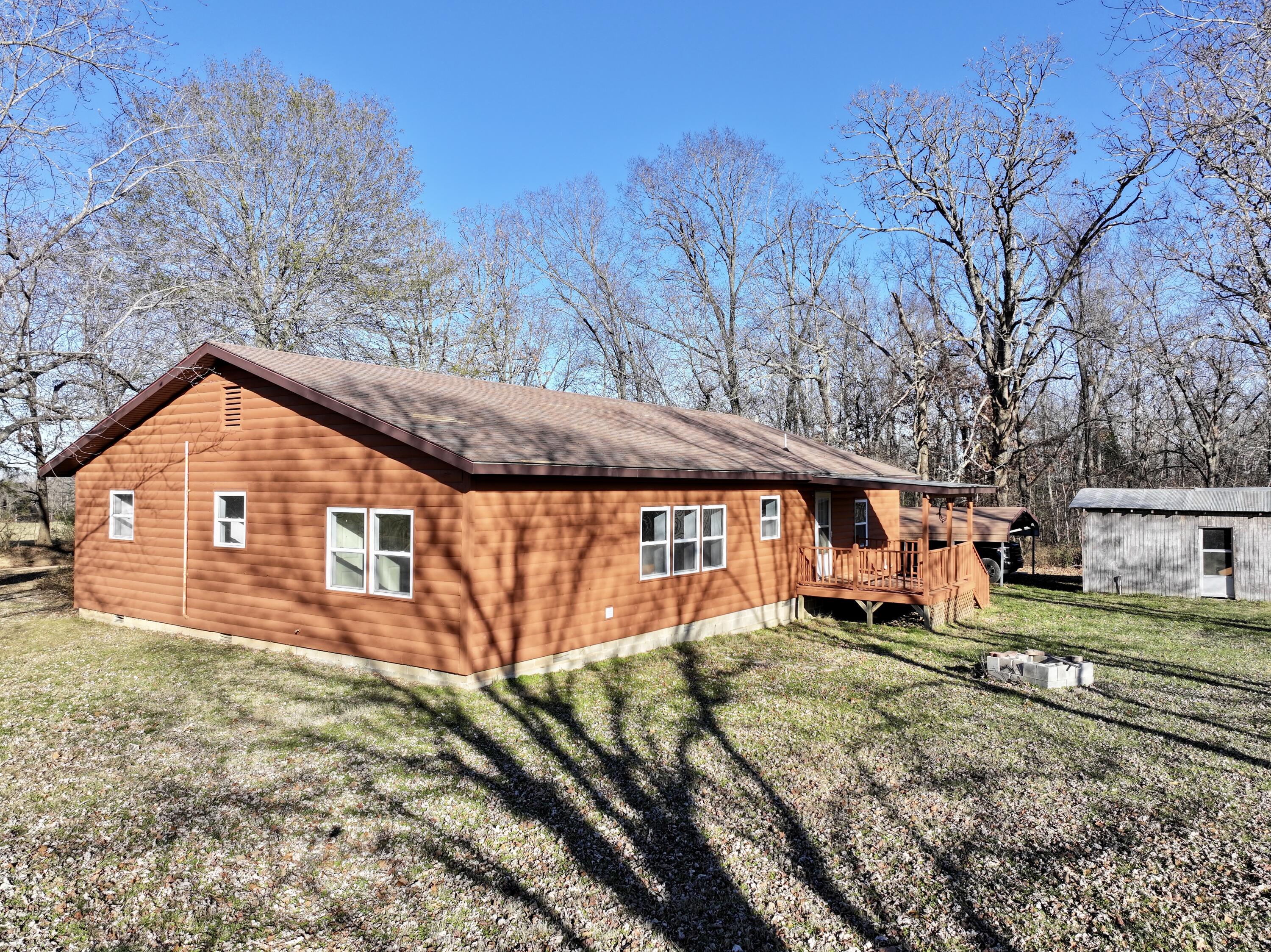 Photo 3 - Residential for sale – 1522  County Road 404   Alton, MO