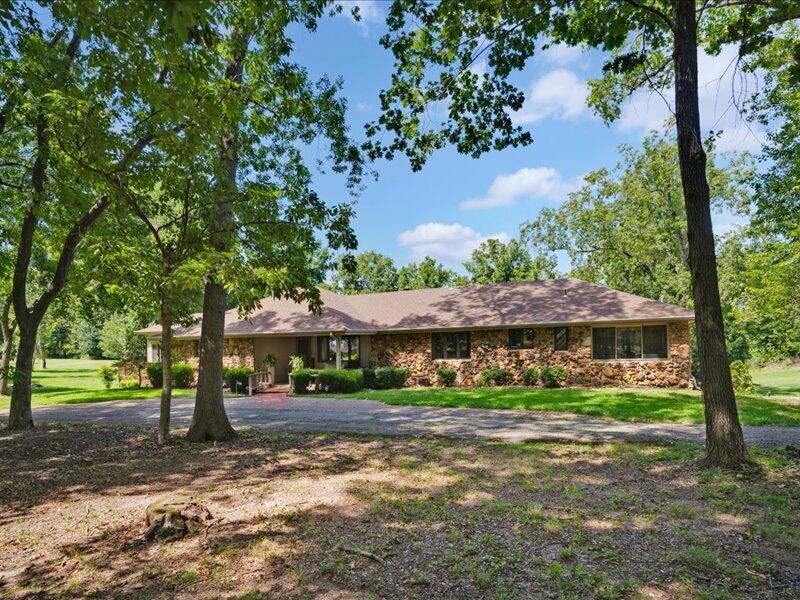 Photo 4 - Residential for sale – 3003 W Sharon Drive  Ozark, MO