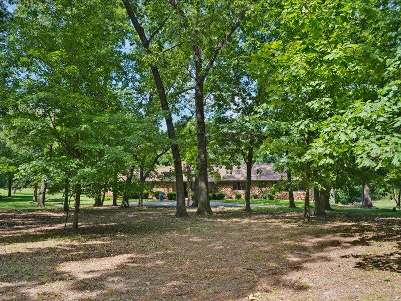 Photo 5 - Residential for sale – 3003 W Sharon Drive  Ozark, MO