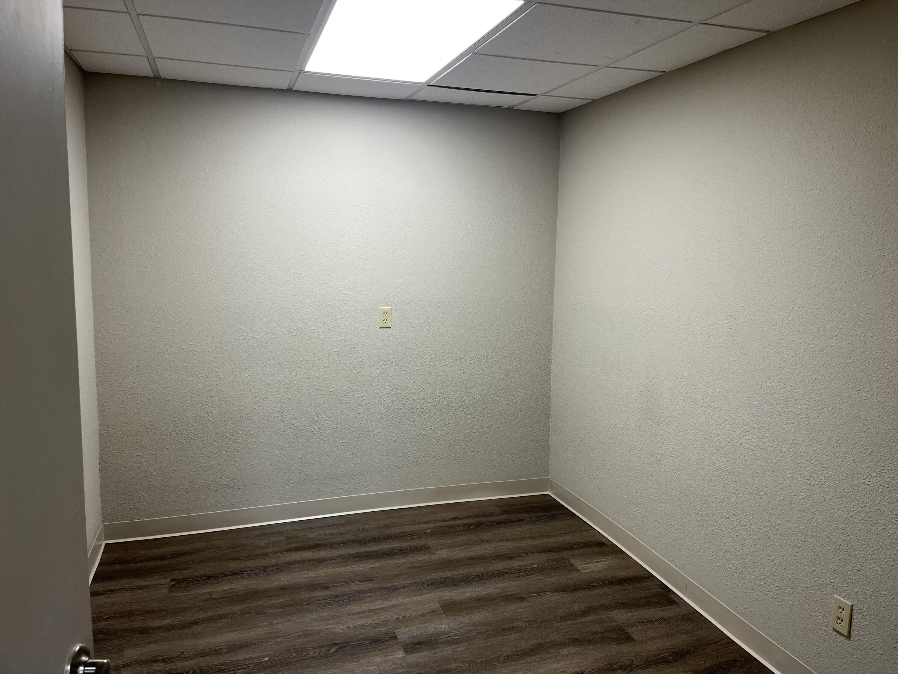 Photo 5 - Commercial Lease for sale – 1323 E Montclair Street  Springfield, MO