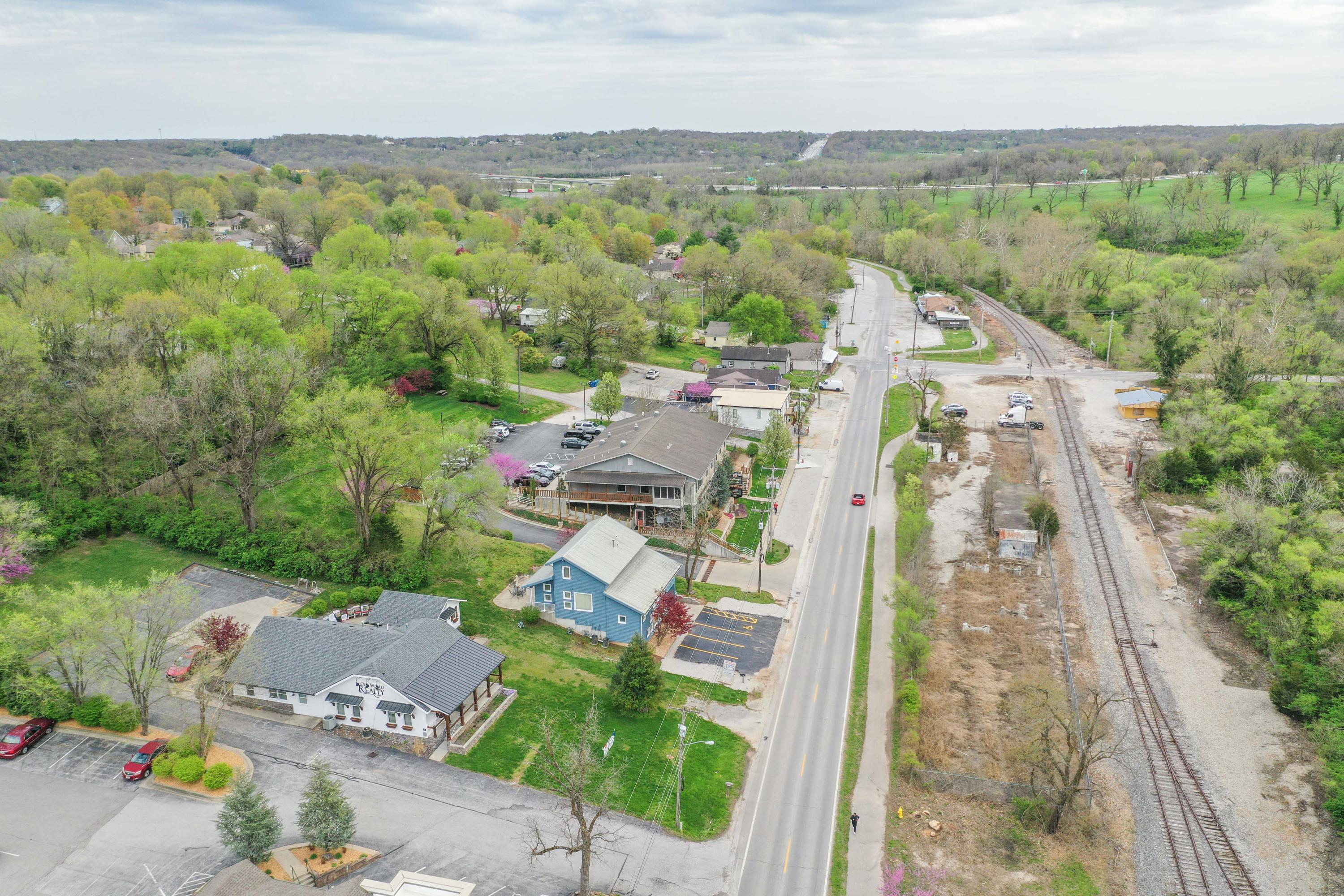 Photo 8 - Commercial Sale for sale – 4114 S Lone Pine Avenue  Springfield, MO