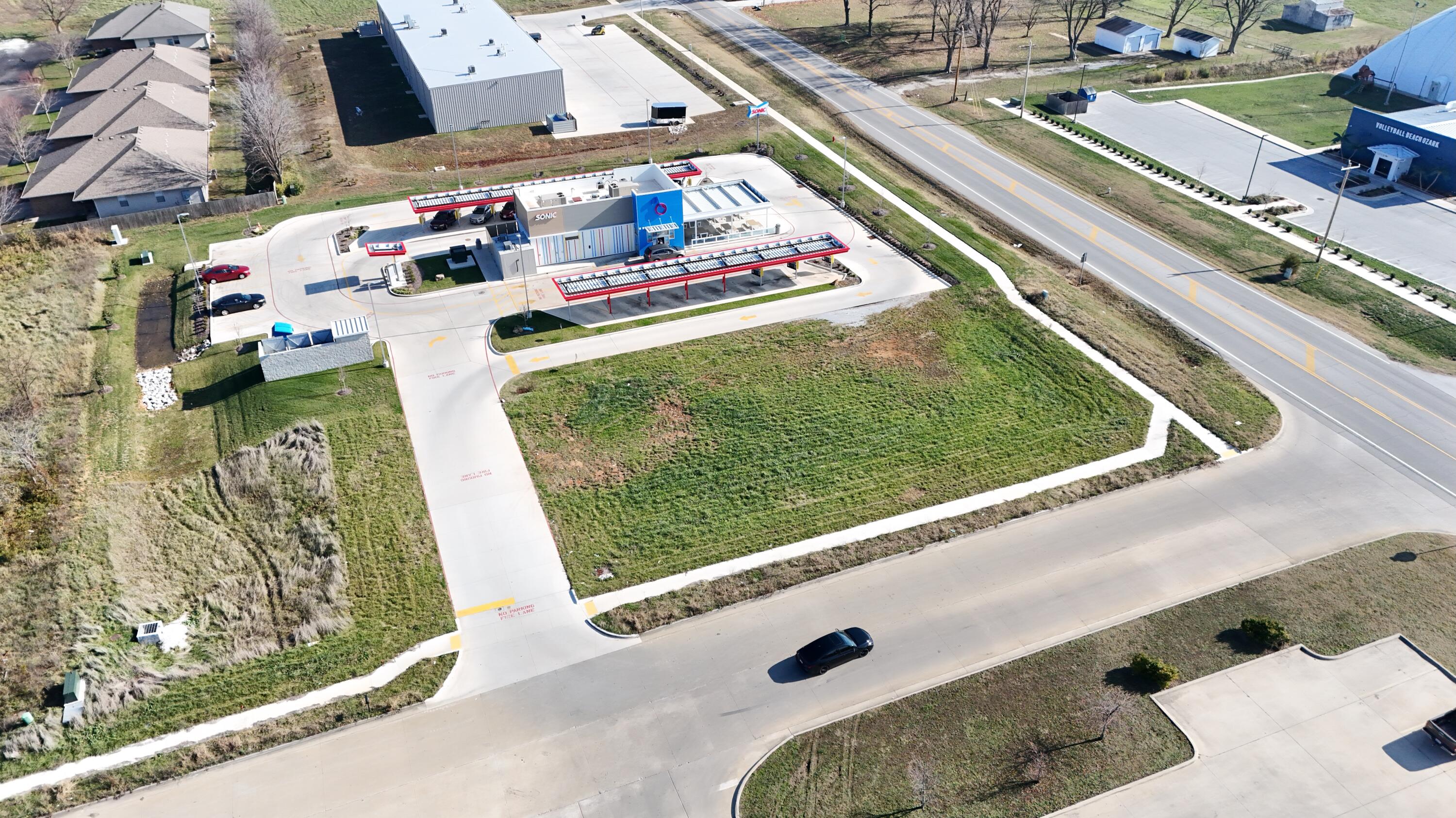 Photo 2 - Commercial Sale for sale – 5450 N 12th Street  Ozark, MO