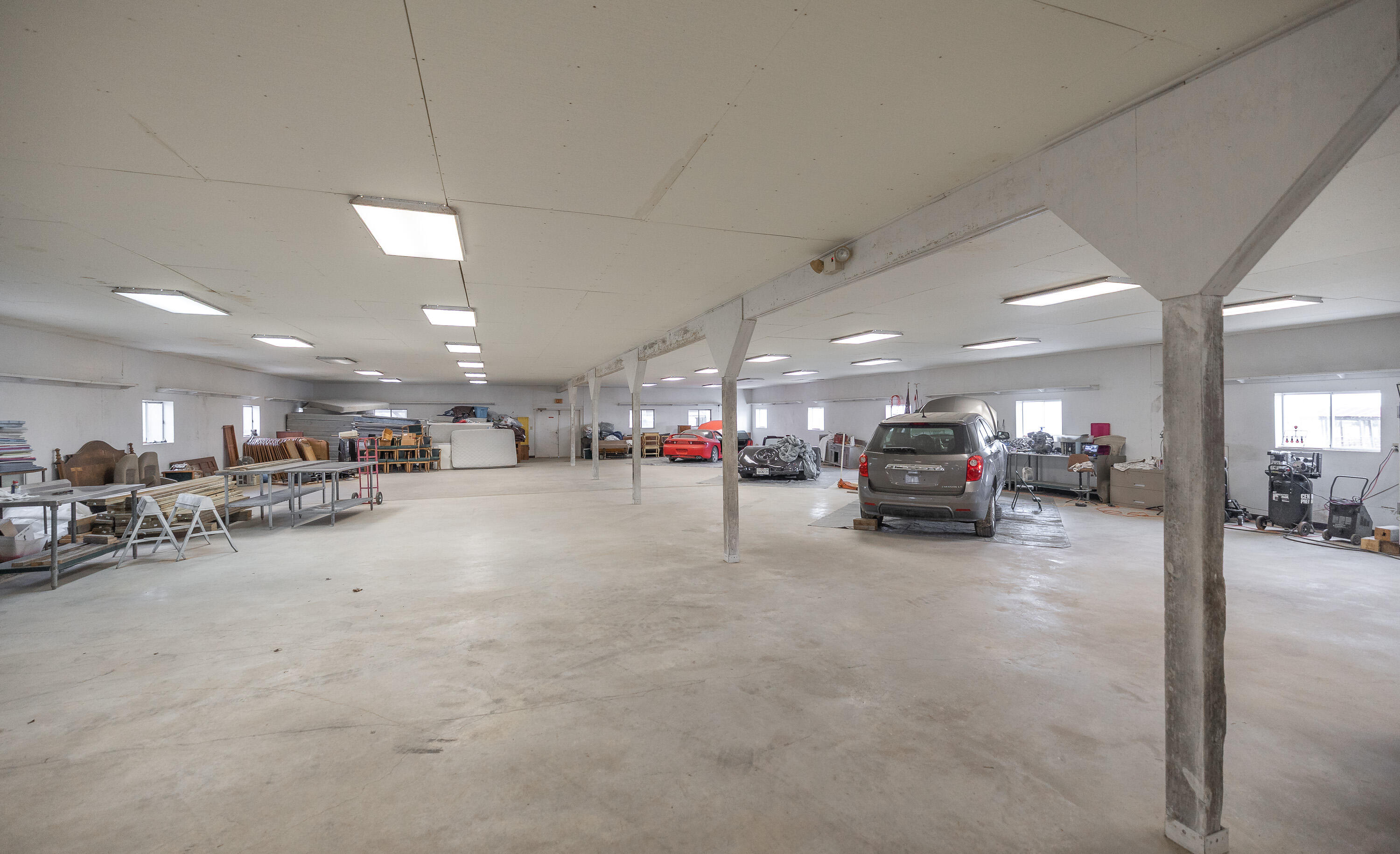 Photo 80 - Farm for sale – 19546  Golden Drive   Raymondville, MO