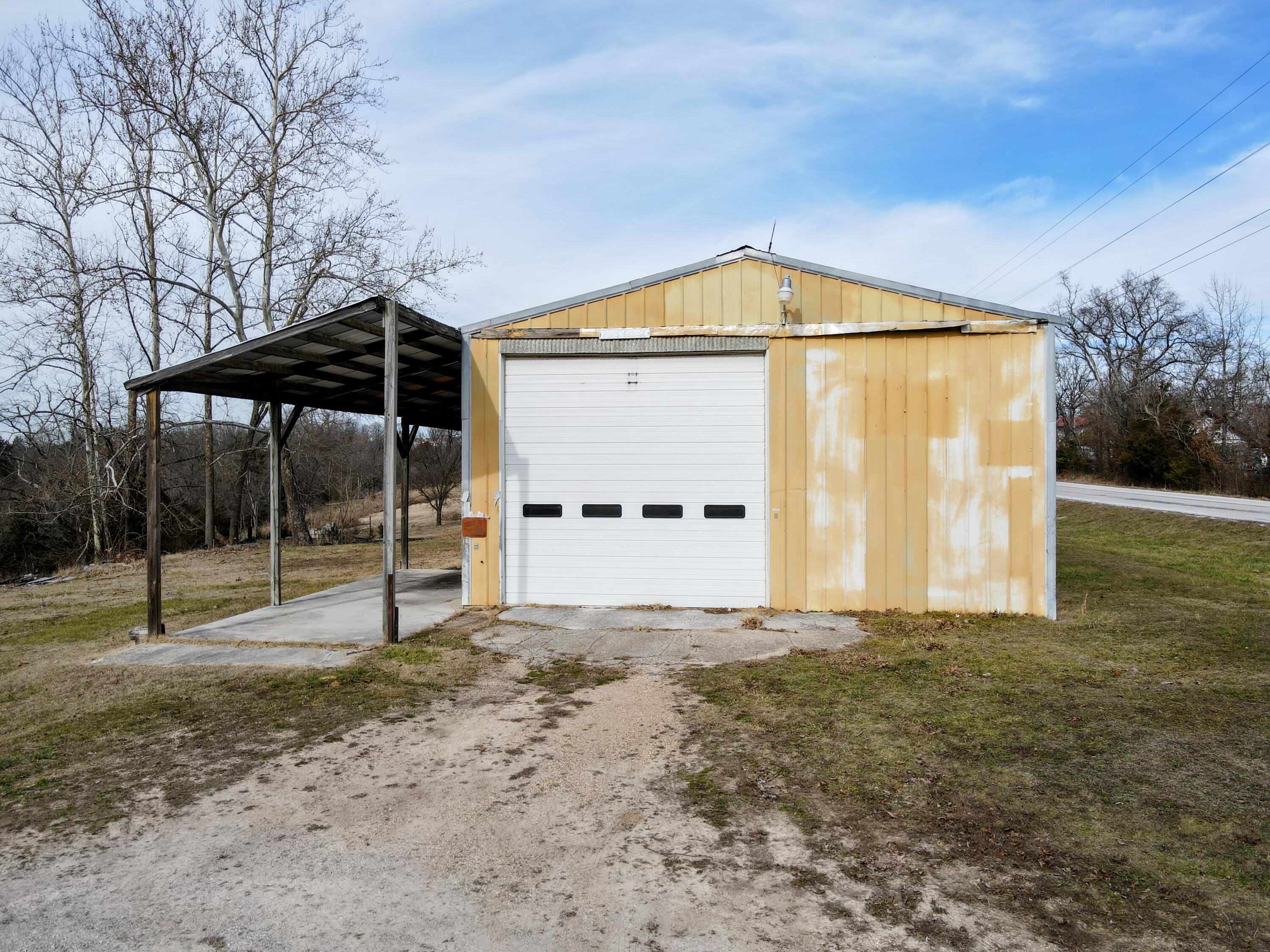 Photo 53 - Residential for sale – 7565  State Highway 176   Walnut Shade, MO
