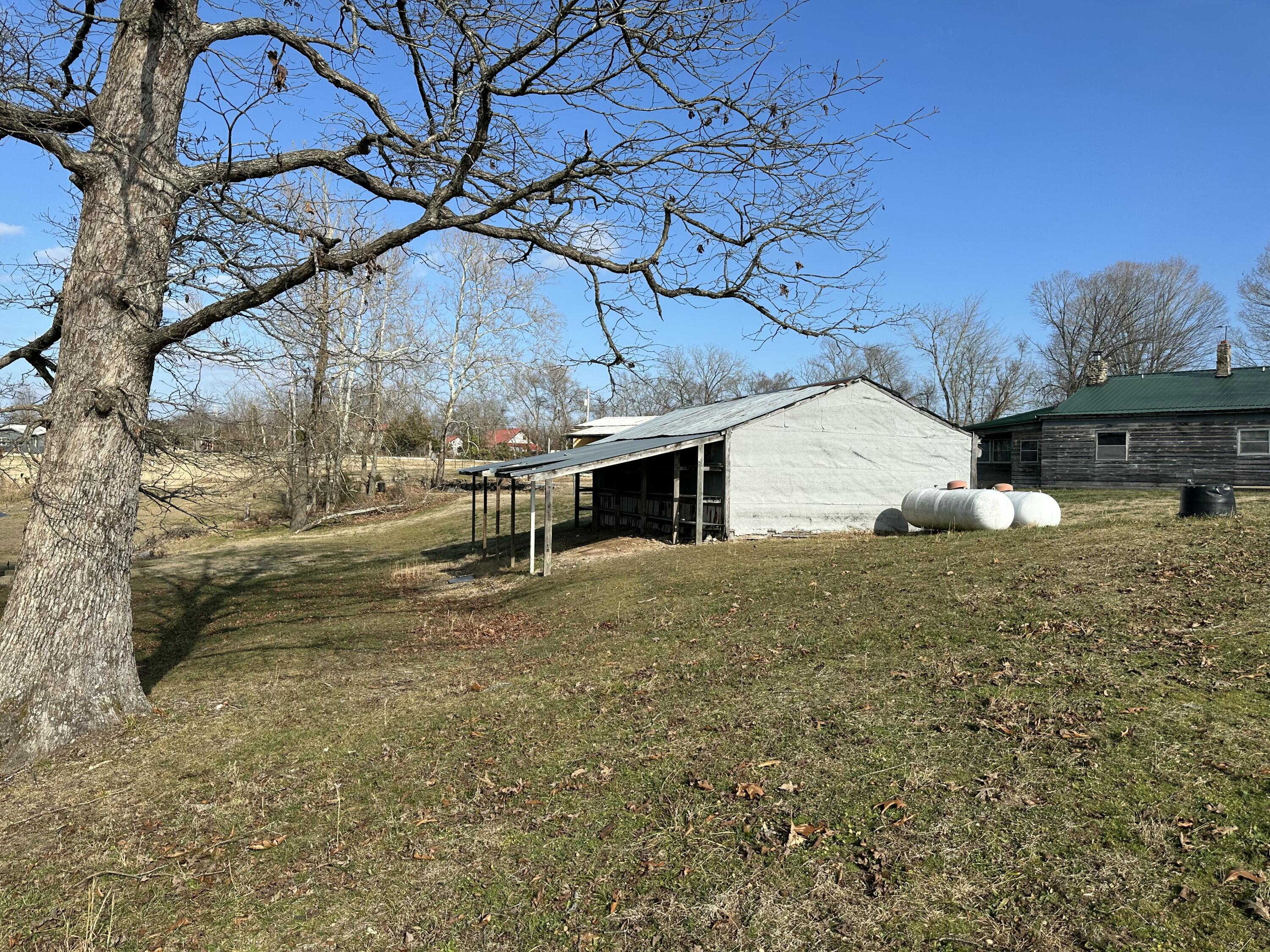 Photo 24 - Residential for sale – 7565  State Highway 176   Walnut Shade, MO