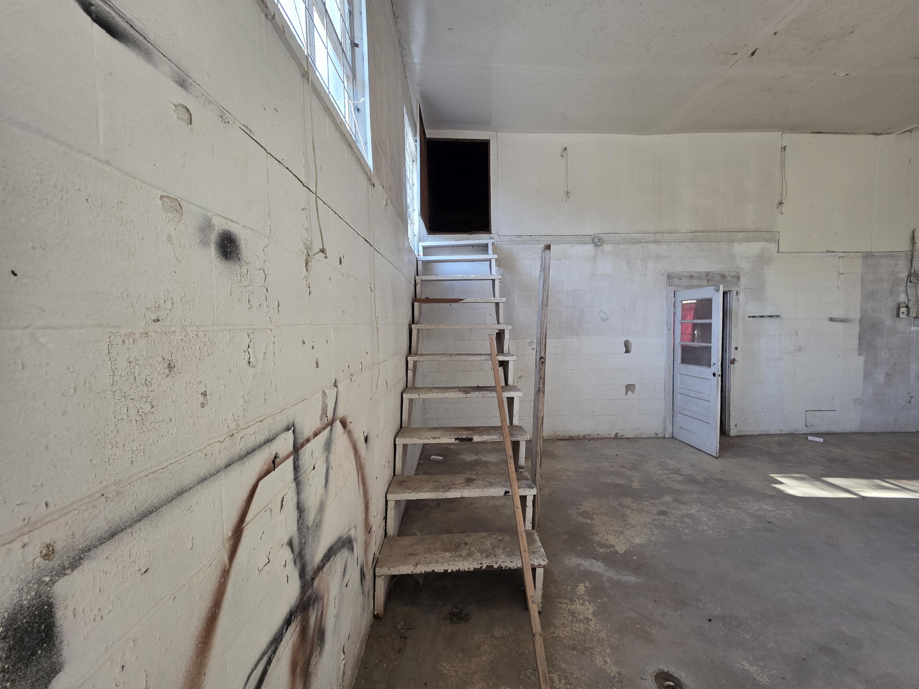 Photo 8 - Commercial Sale for sale – 520 E Main Street Street  Houston, MO