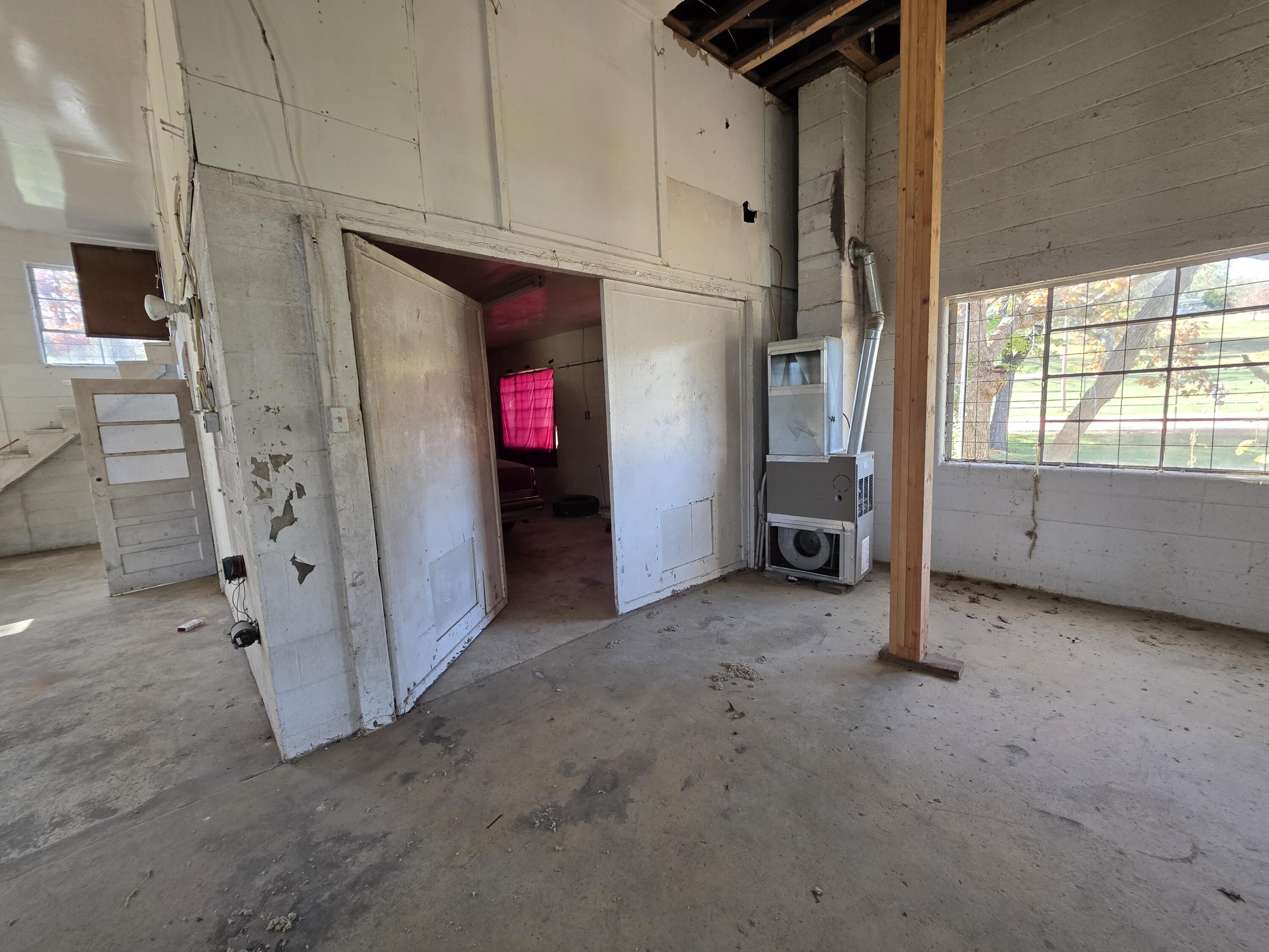 Photo 7 - Commercial Sale for sale – 520 E Main Street Street  Houston, MO
