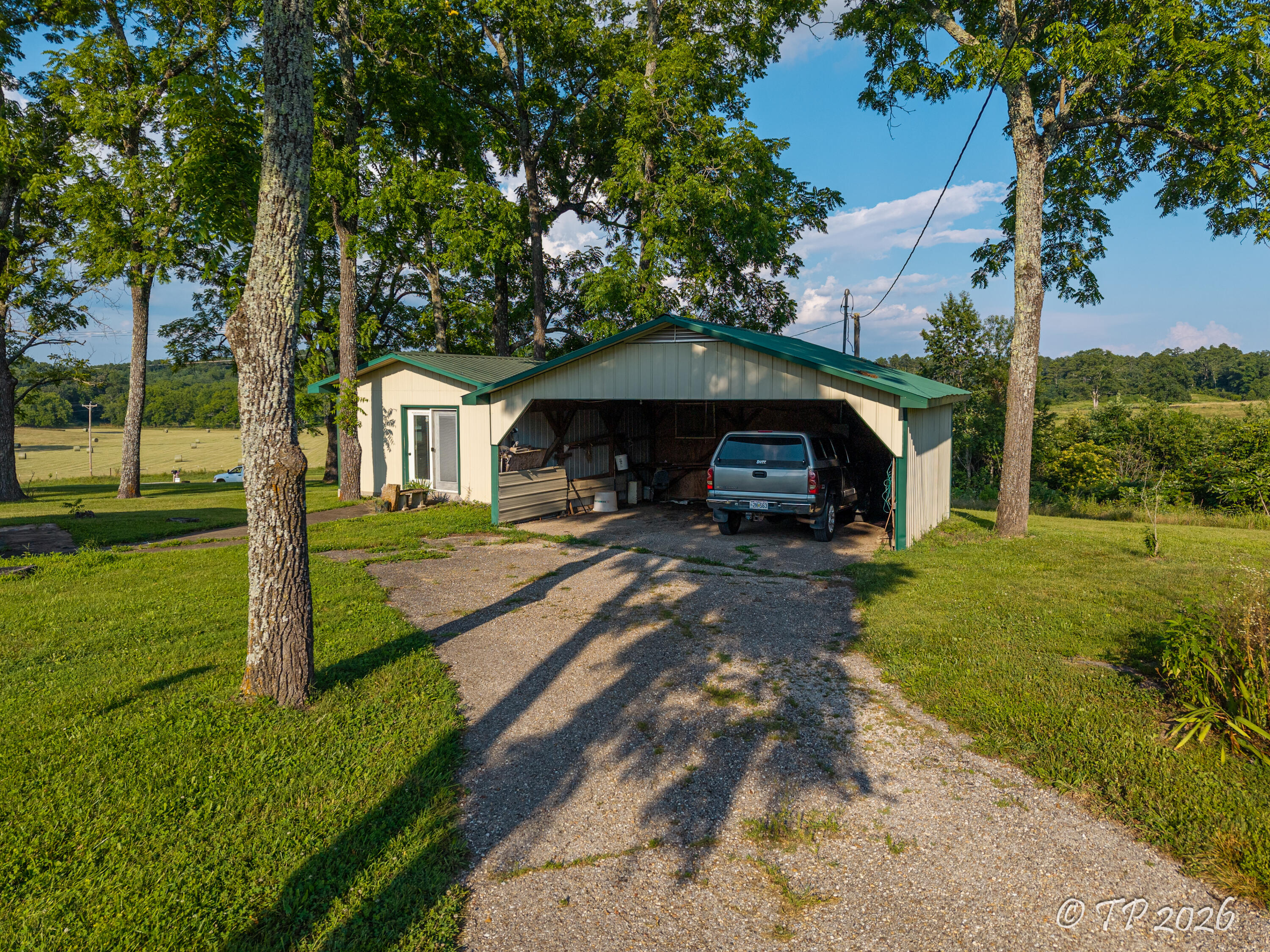 Photo 32 - Residential for sale – 7102  State Route Mm   Birch Tree, MO