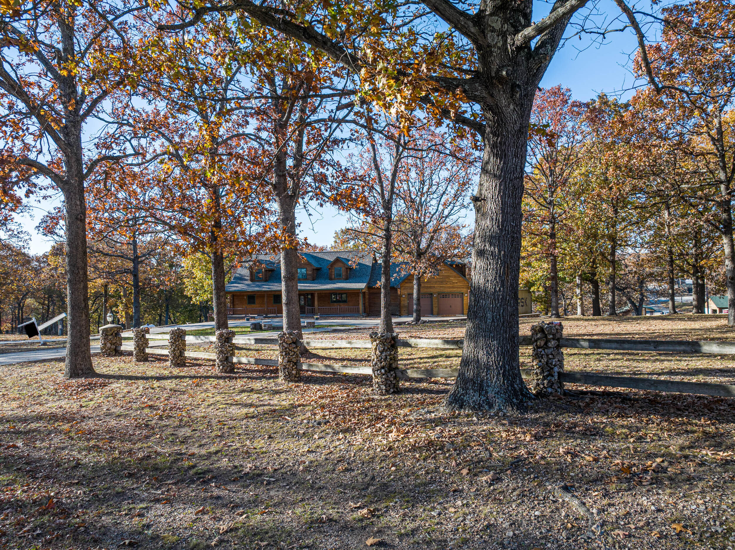 Photo 5 - Residential for sale – 30611  Stonehaven Drive  Warsaw, MO