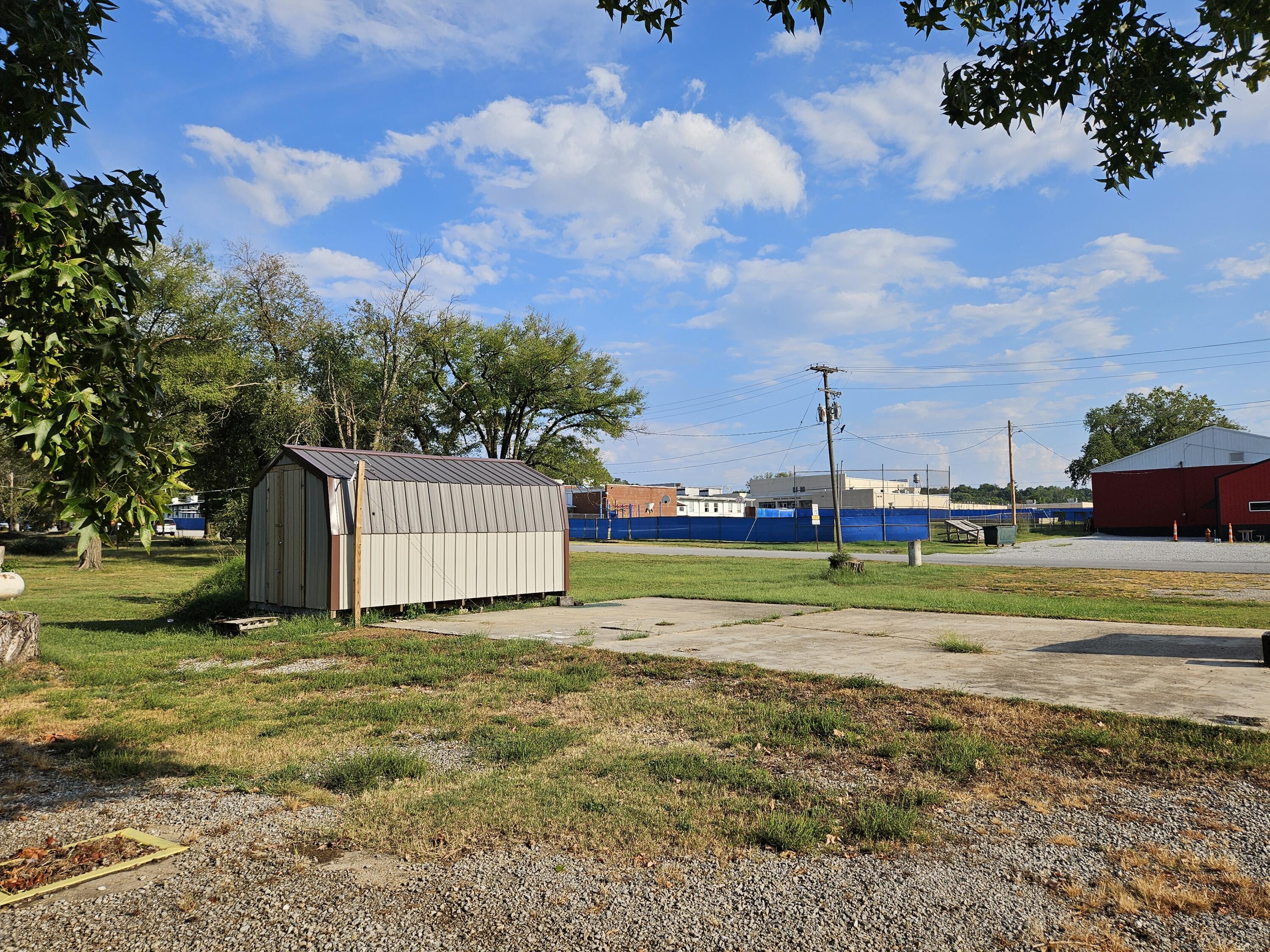 Photo 3 - Commercial Sale for sale – 1006 N Jefferson Street  Ava, MO
