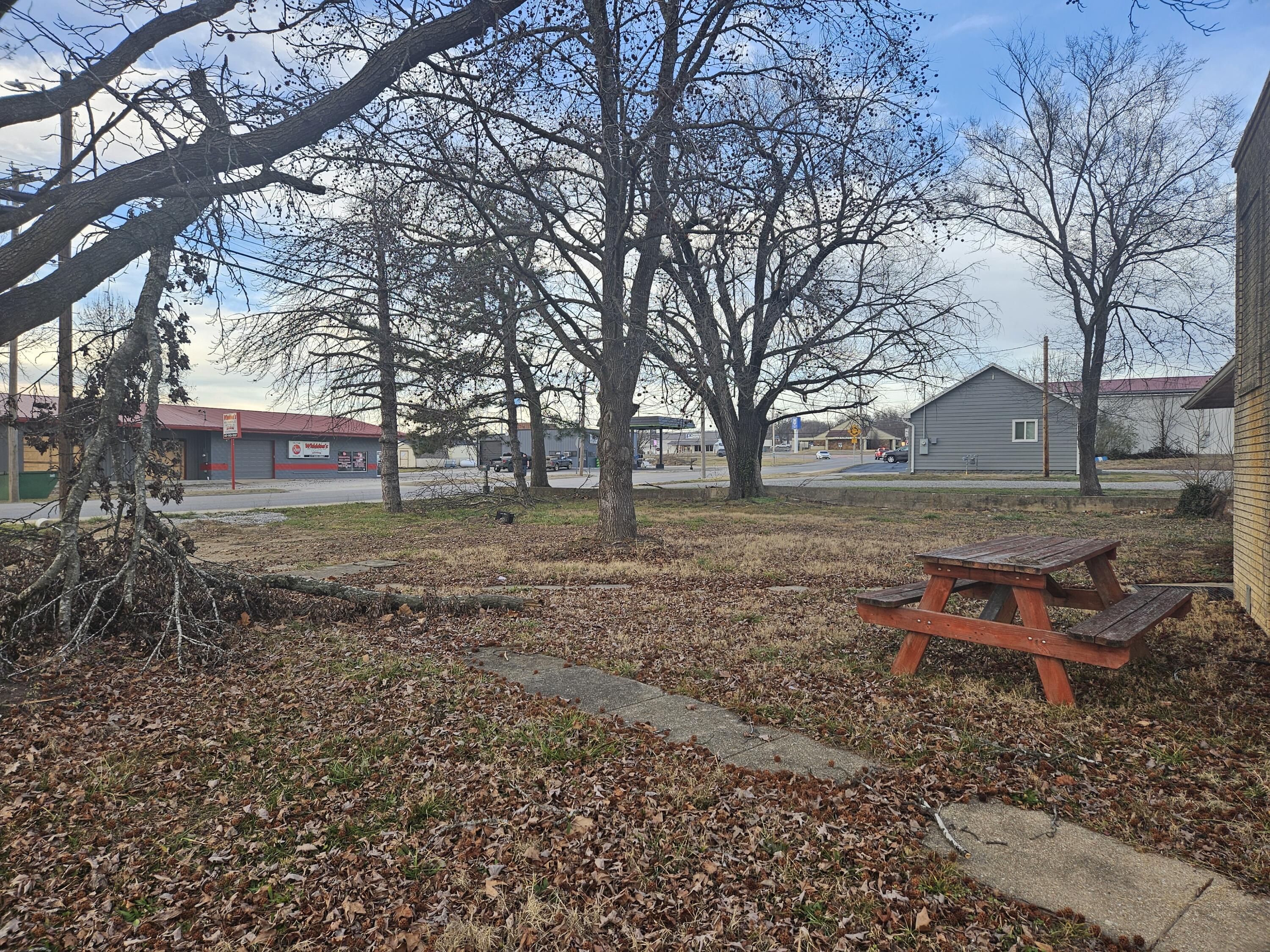 Photo 20 - Commercial Sale for sale – 1006 N Jefferson Street  Ava, MO