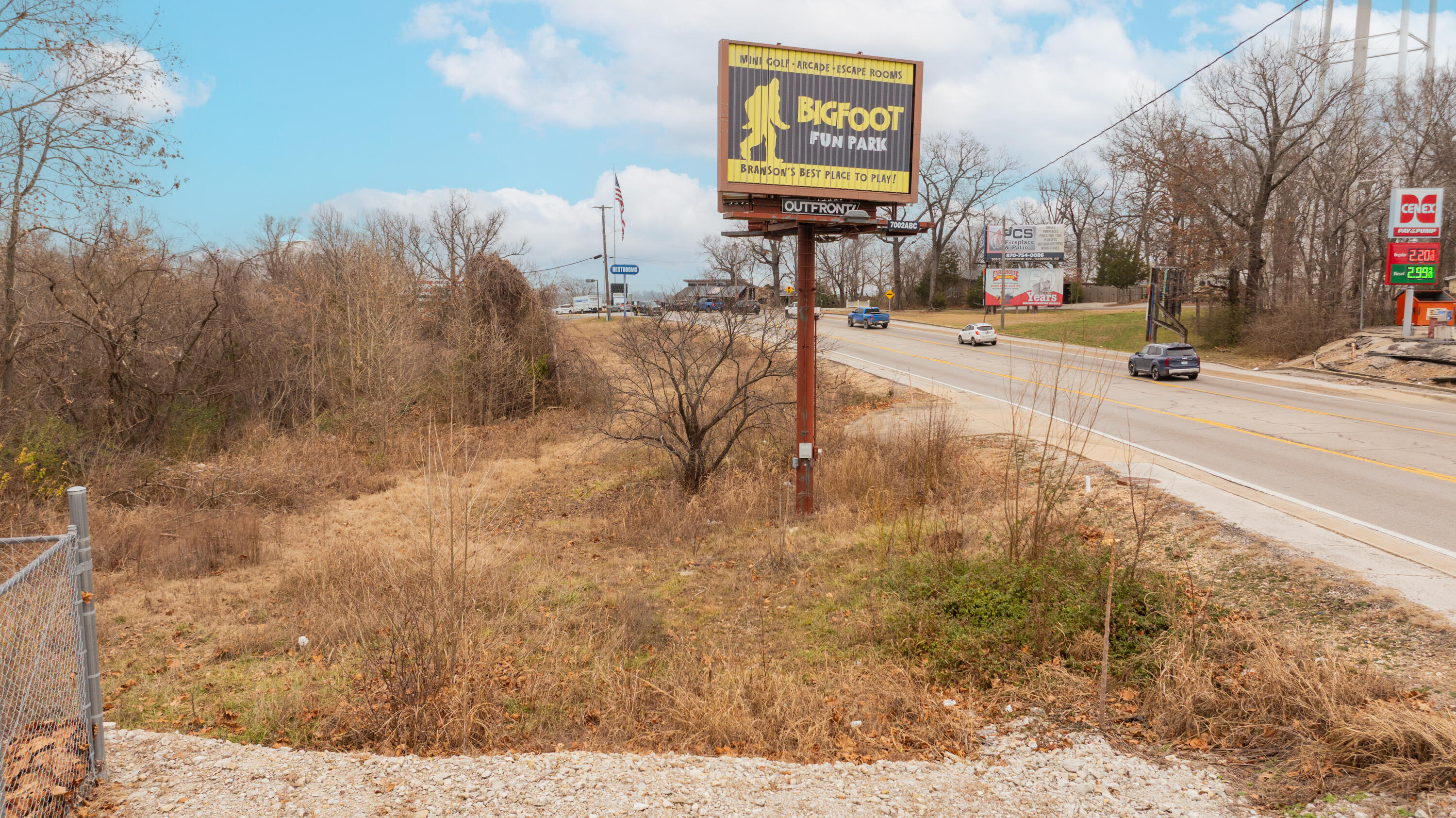 Photo 2 - Land for sale – 1125/1127 W 76 Country Boulevard  Branson, MO