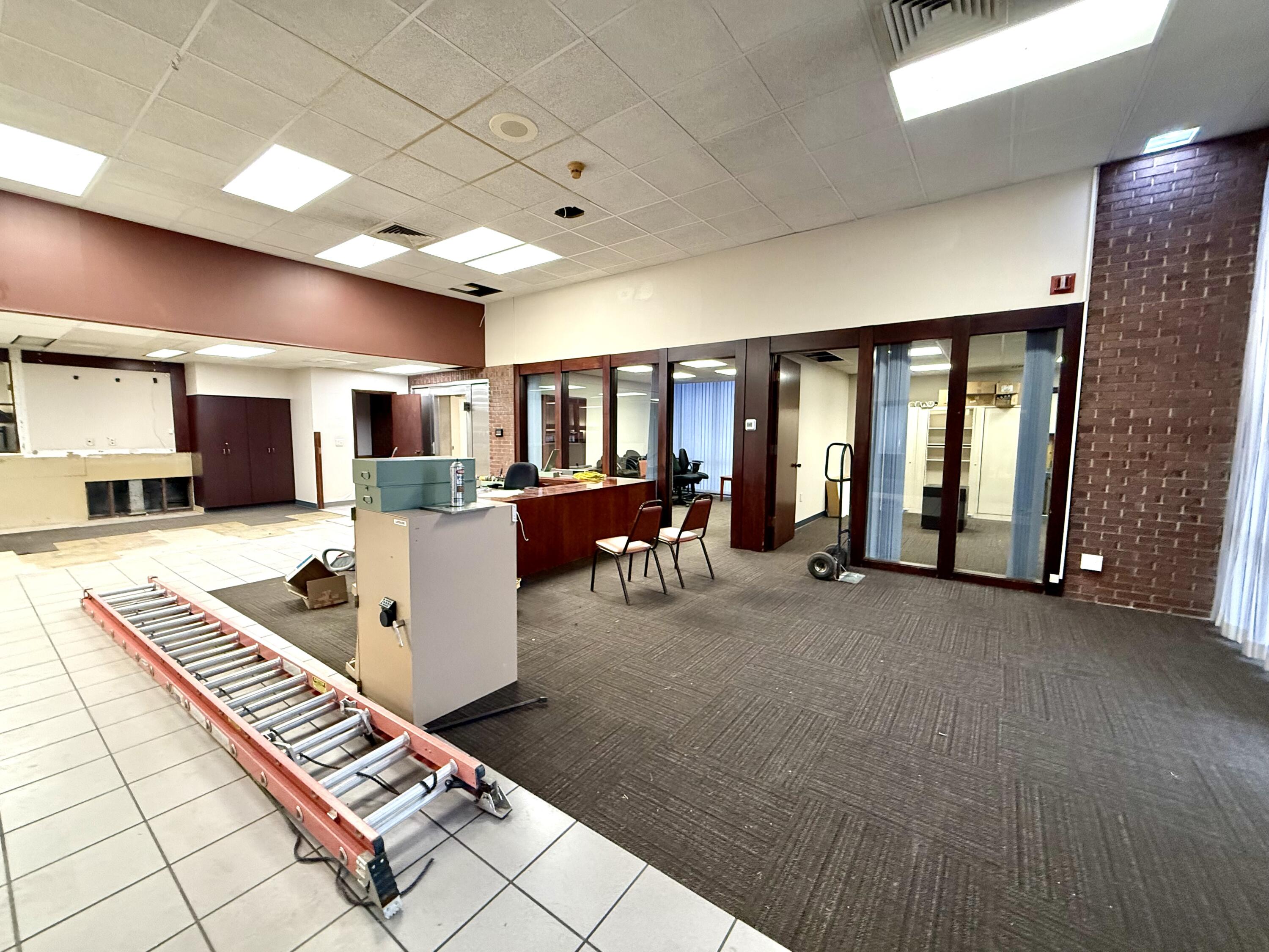 Photo 6 - Commercial Sale for sale – 600 E Highway 32   Salem, MO