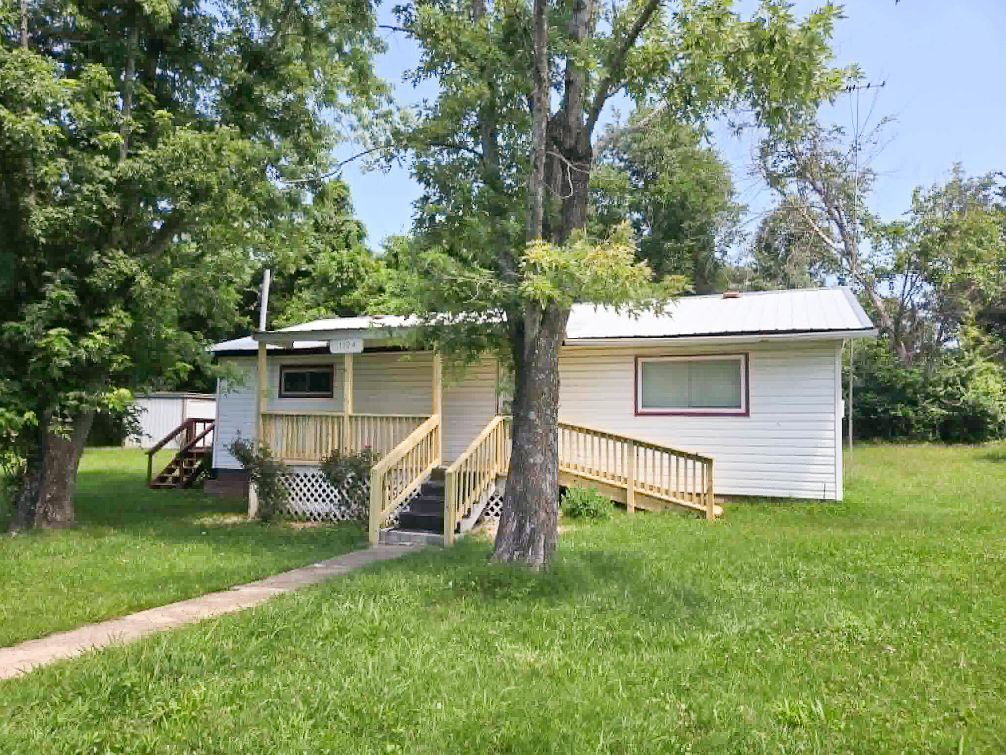 Photo 15 - Residential for sale – 1104  Highland Street   Cabool, MO