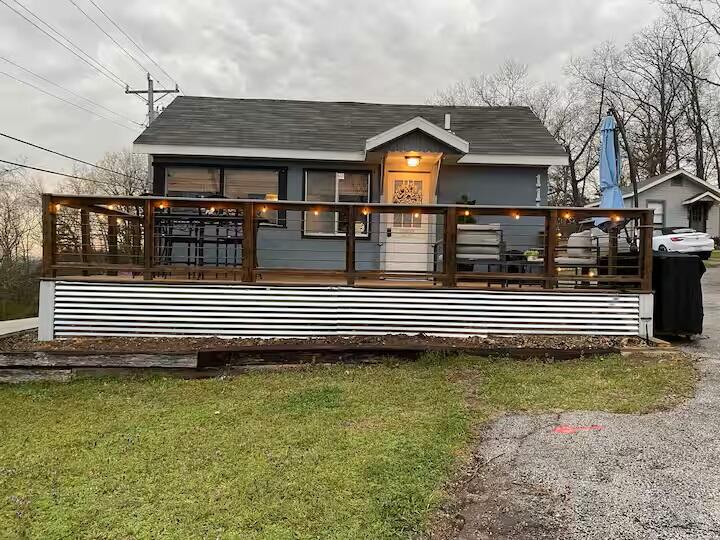 Photo 2 - Commercial Sale for sale – 111  Kansas Avenue  Rockaway Beach, MO