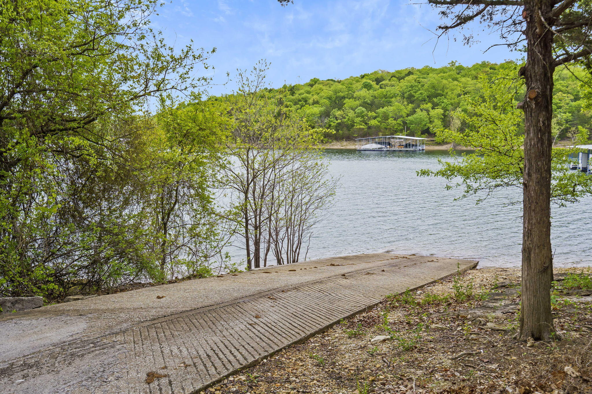 Photo 44 - Residential for sale – 635  Ozark Mountain Resort Drive   Kimberling City, MO