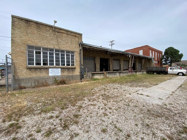 Photo 4 - Commercial Sale for sale – 822 S Virginia Avenue  Joplin, MO