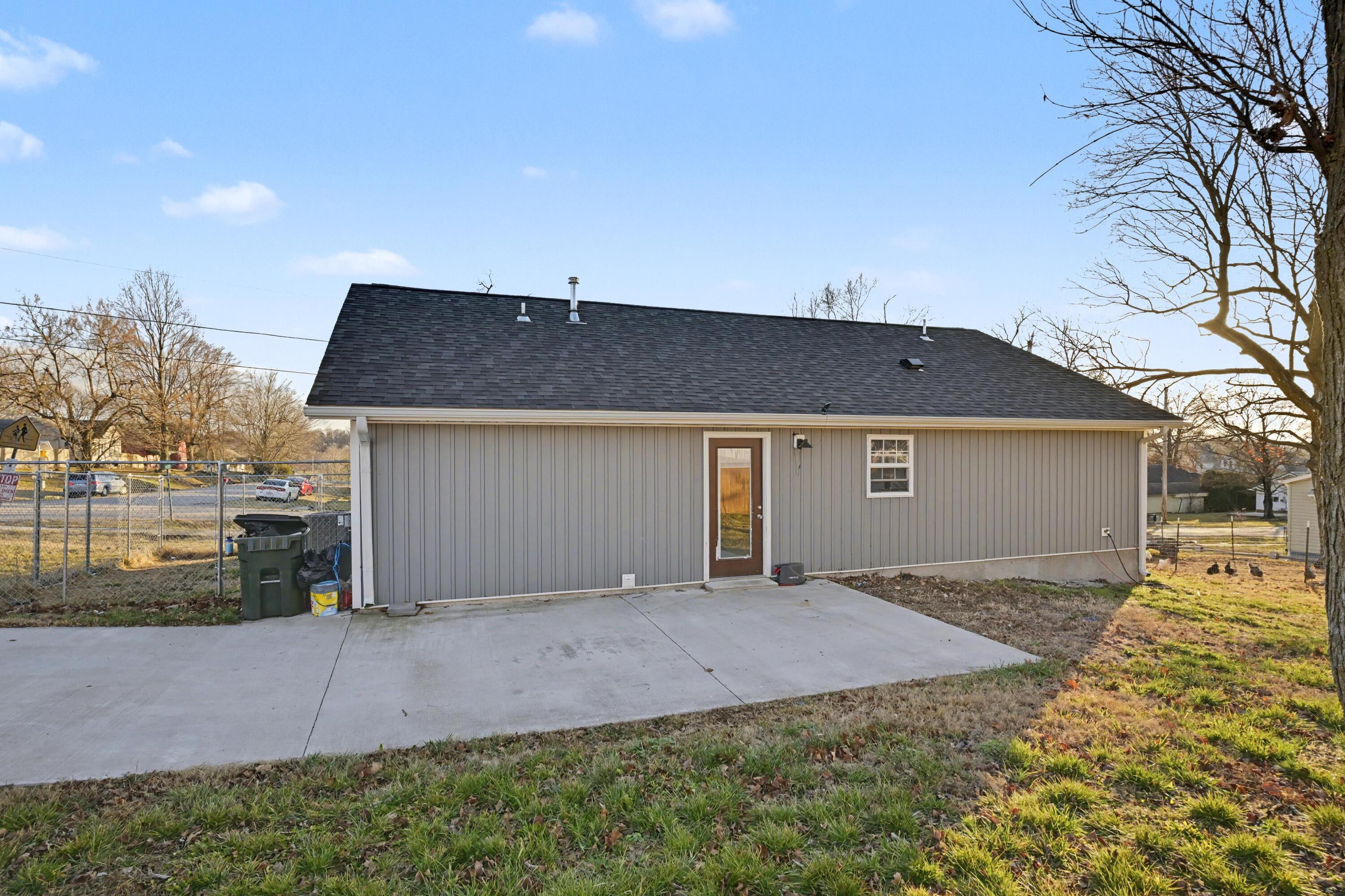 Photo 29 - Residential for sale – 301 N Myrtle Street  Pierce City, MO
