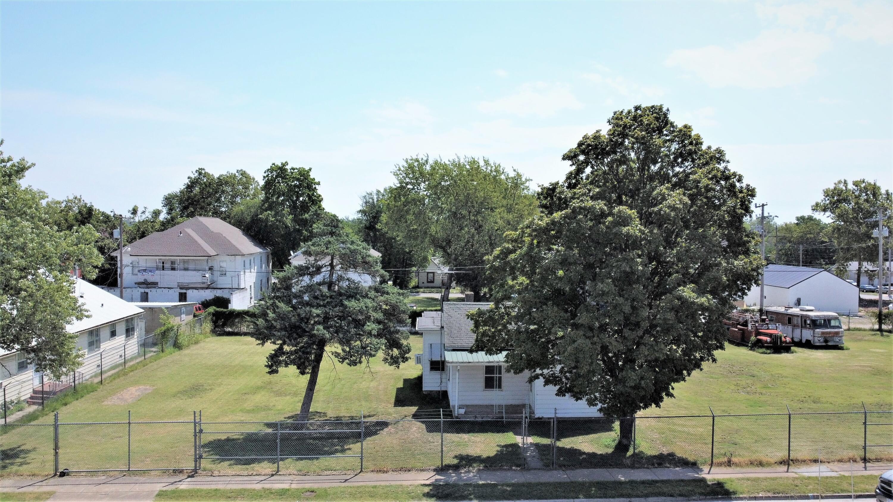 Photo 8 - Land for sale – 813 S Virginia Avenue  Joplin, MO