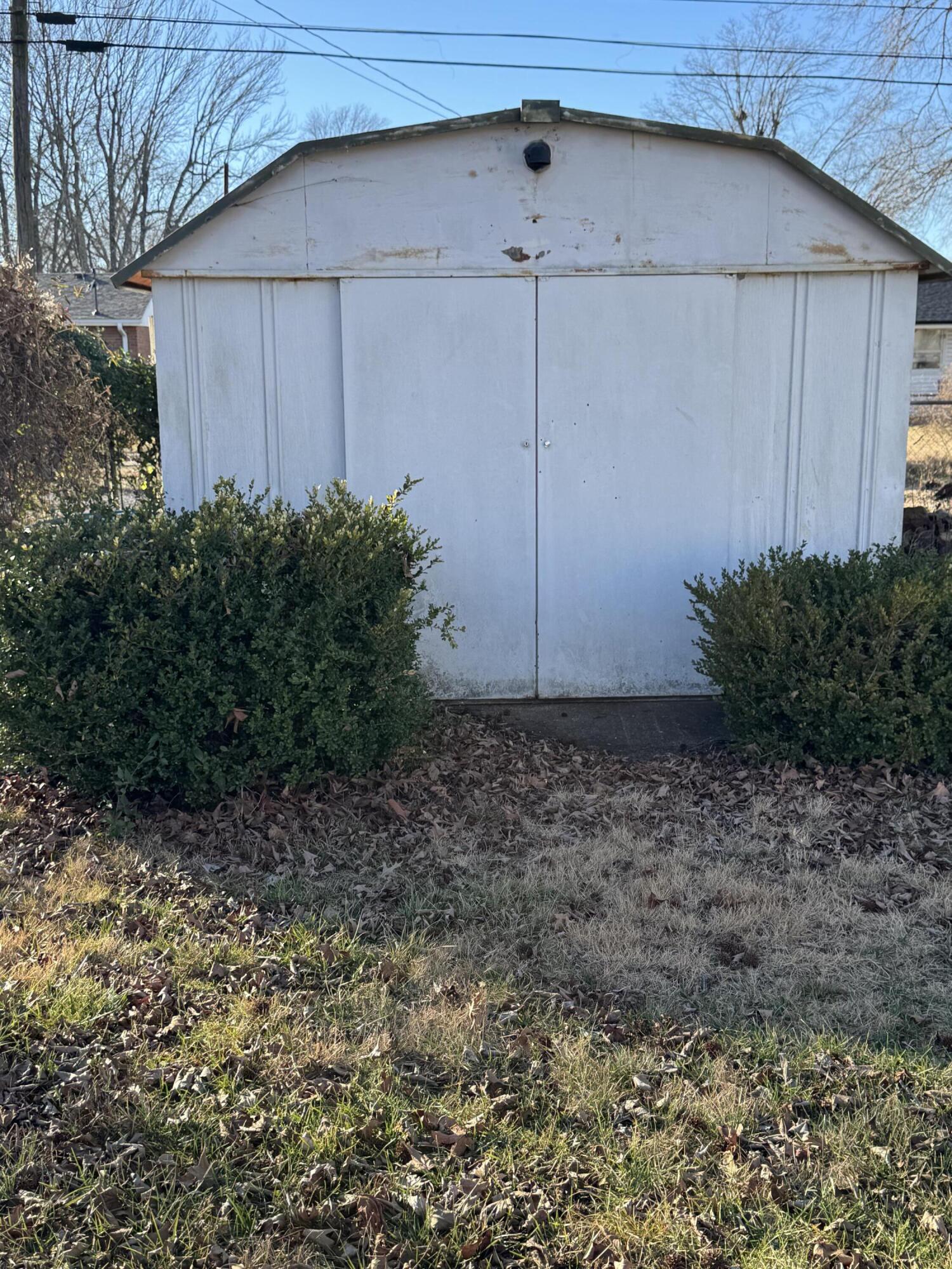 Photo 16 - Residential for sale – 1305 S Jefferson Avenue  Aurora, MO