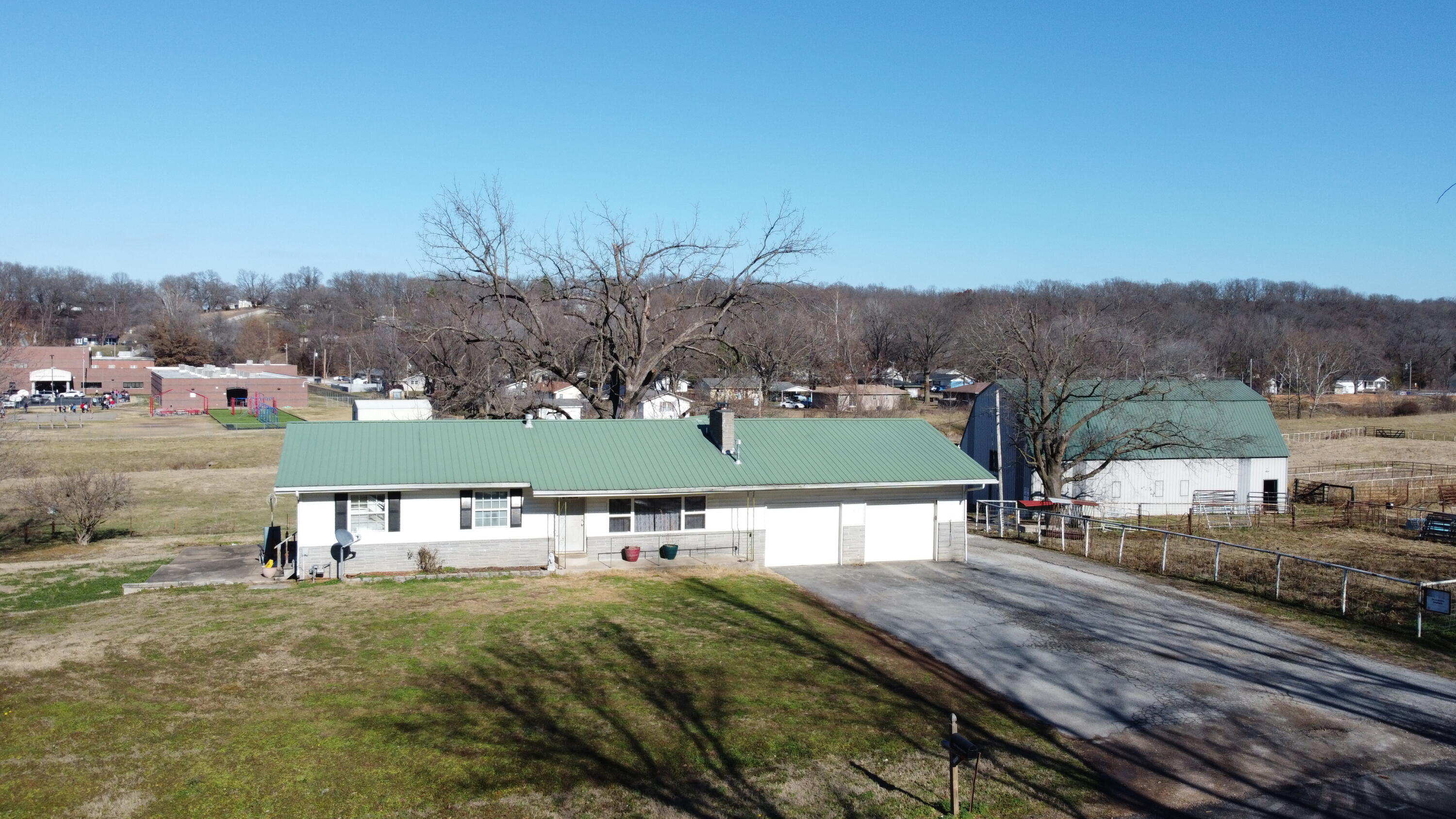 Photo 3 - Residential for sale – 1507  Washington Avenue  Seneca, MO