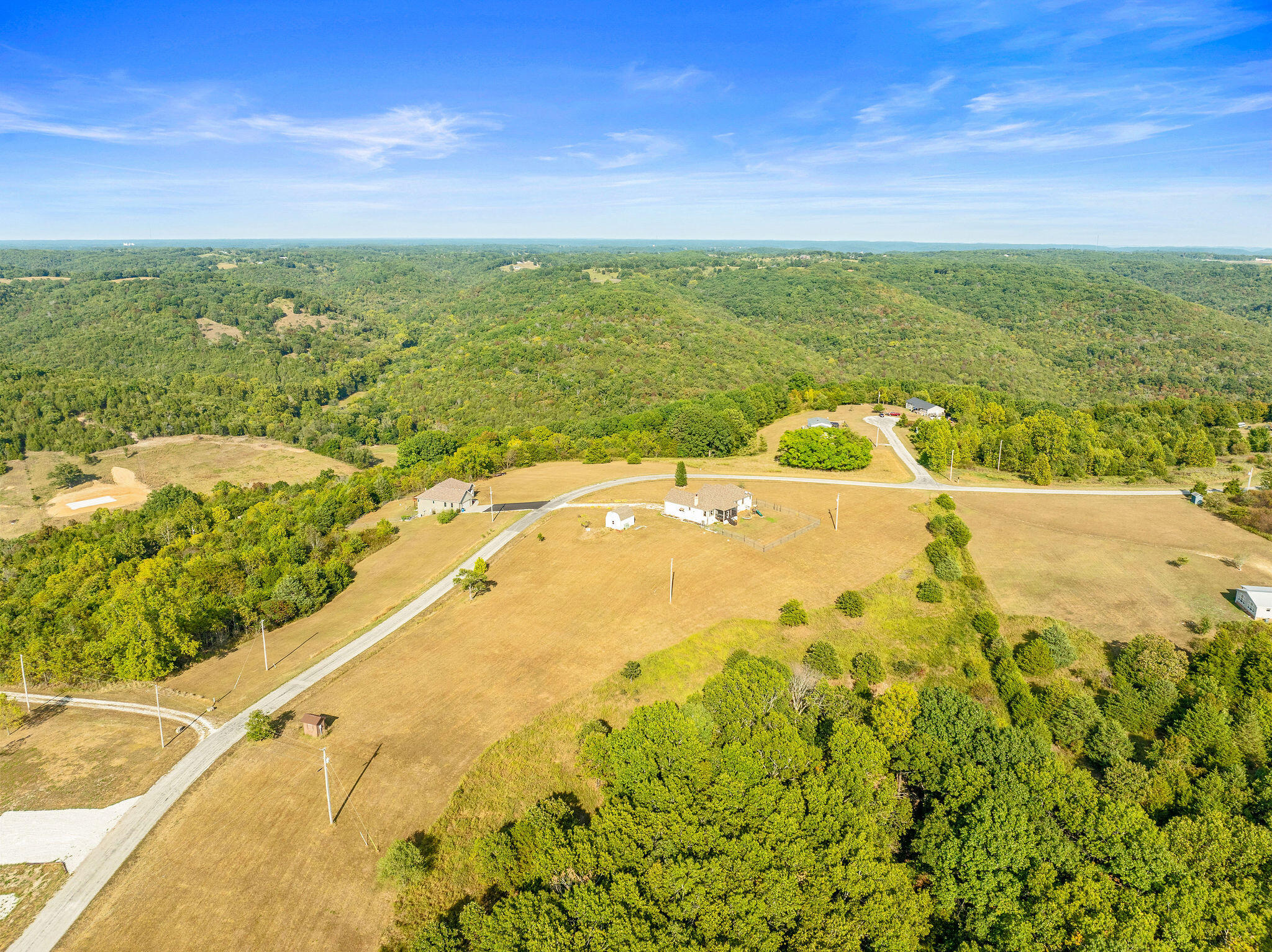 Photo 6 - Residential for sale – 710  Hilltop Vista Road  Reeds Spring, MO