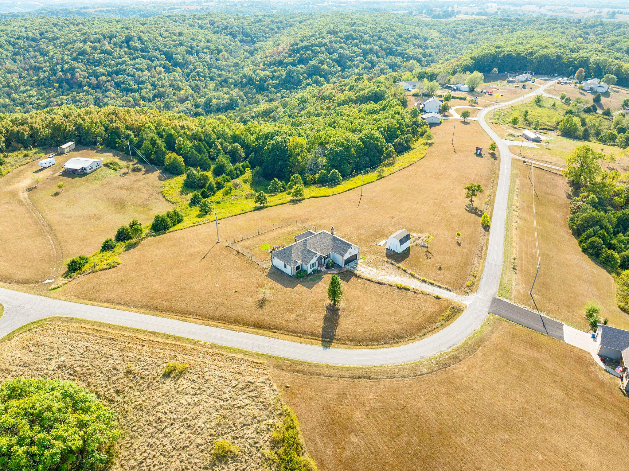Photo 4 - Residential for sale – 710  Hilltop Vista Road  Reeds Spring, MO