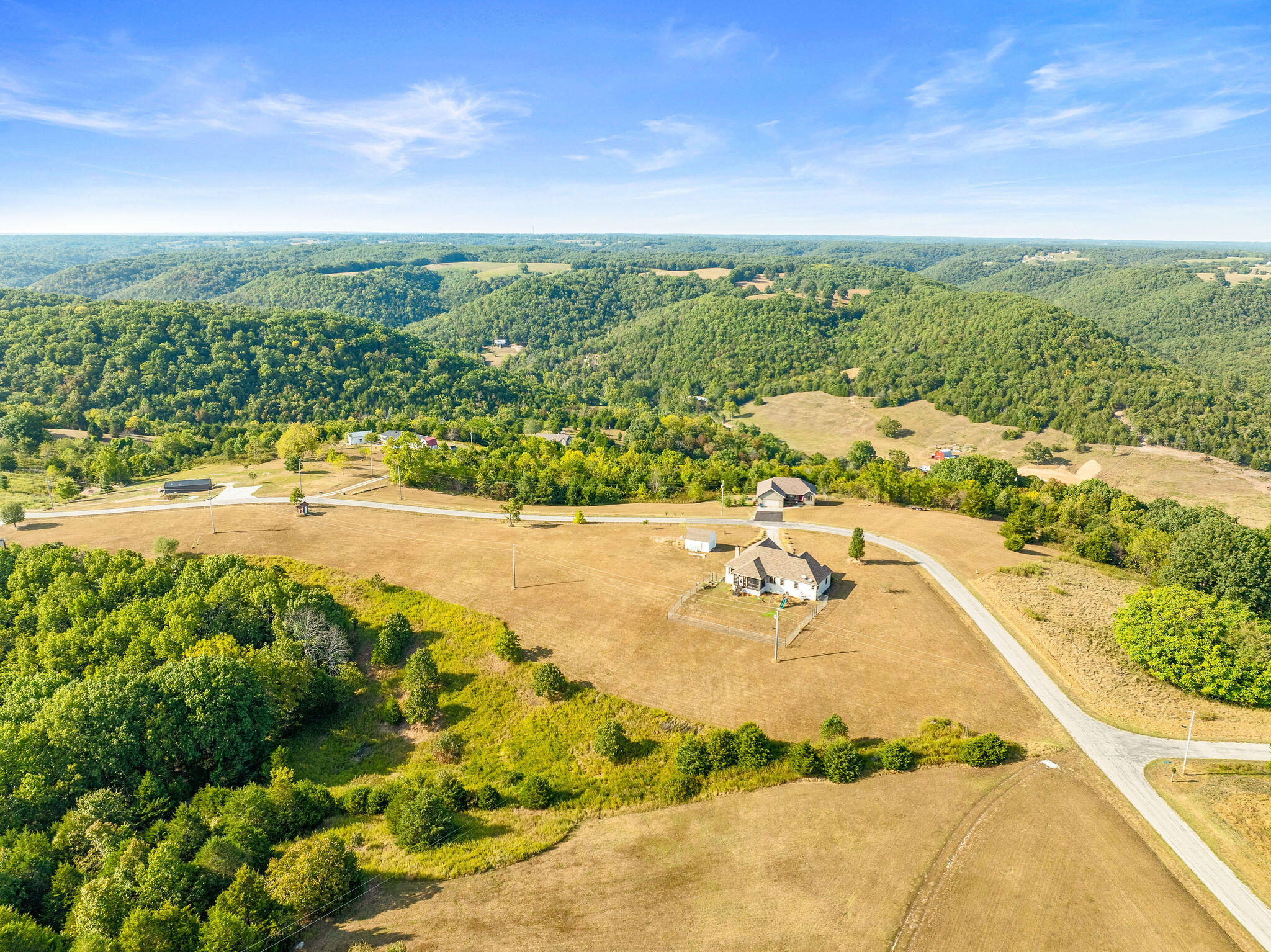 Photo 7 - Residential for sale – 710  Hilltop Vista Road  Reeds Spring, MO