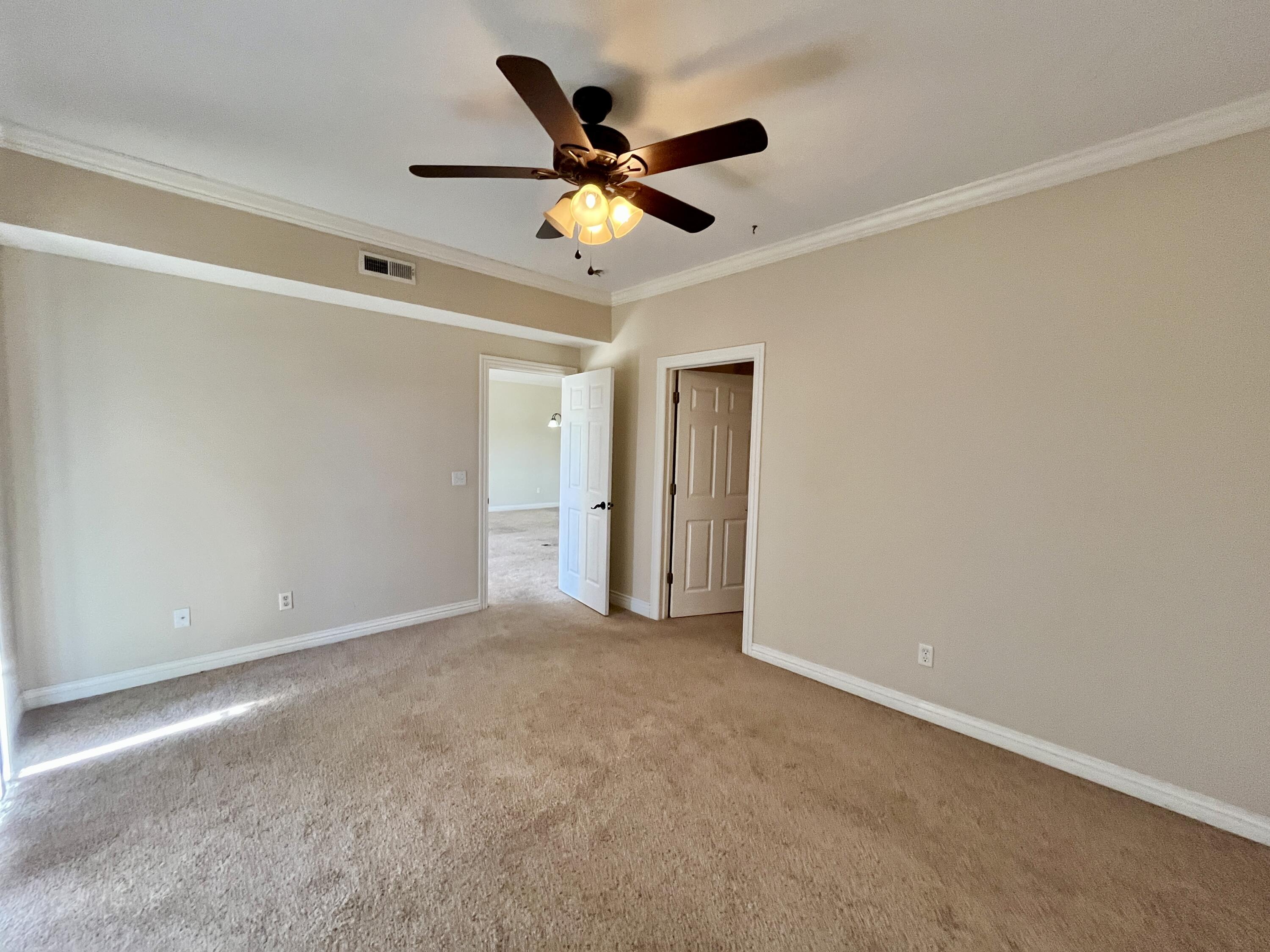 Photo 8 - Residential for sale – 120  Oxford Court  Branson, MO