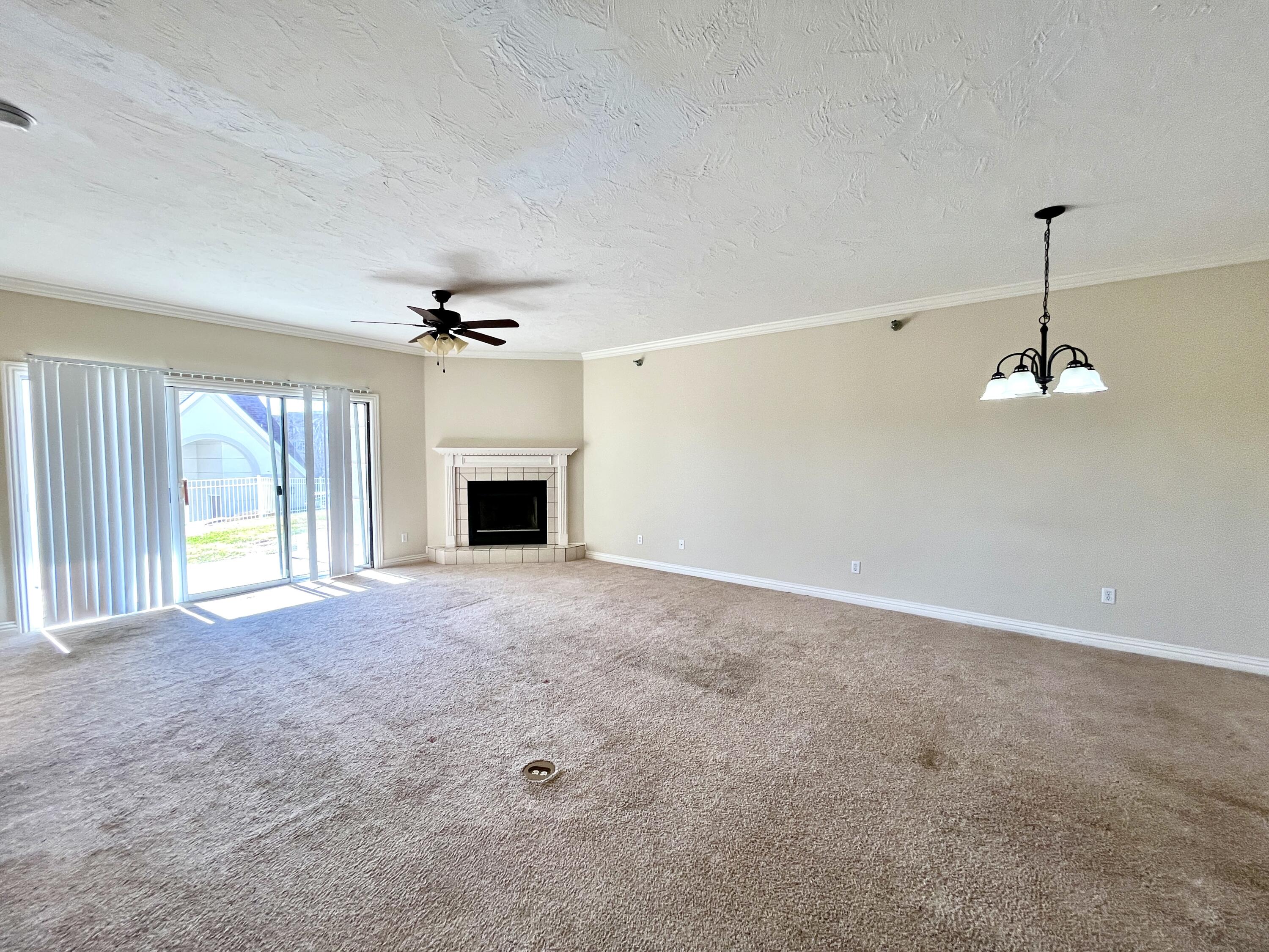 Photo 6 - Residential for sale – 120  Oxford Court  Branson, MO