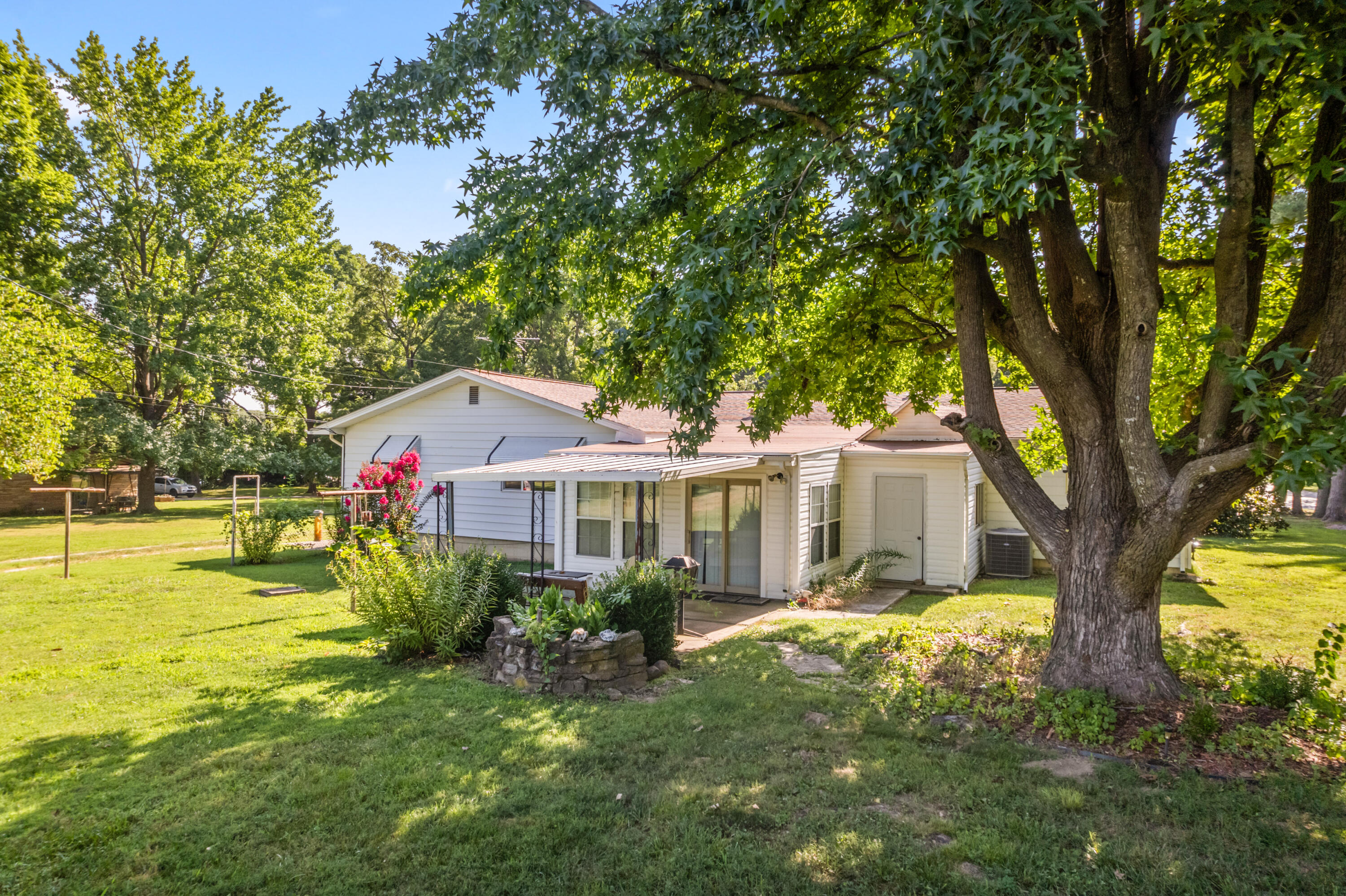 Photo 33 - Residential for sale – 1719 N Pine Street  Nixa, MO