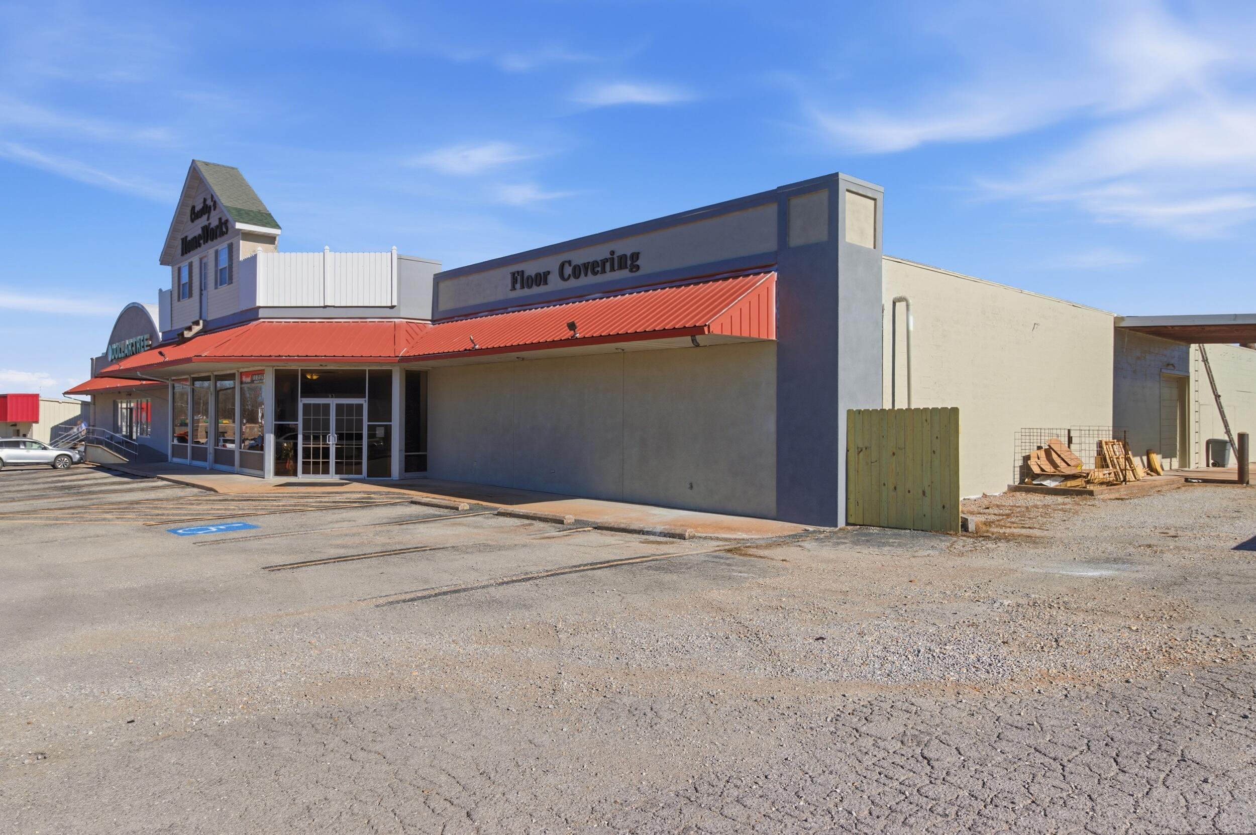 Photo 6 - Commercial Sale for sale – 1024 S Sam Houston Boulevard  Houston, MO