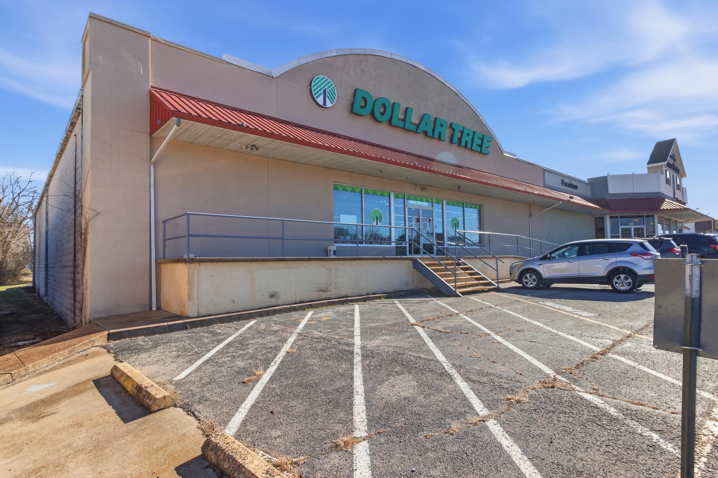 Photo 5 - Commercial Sale for sale – 1024 S Sam Houston Boulevard  Houston, MO