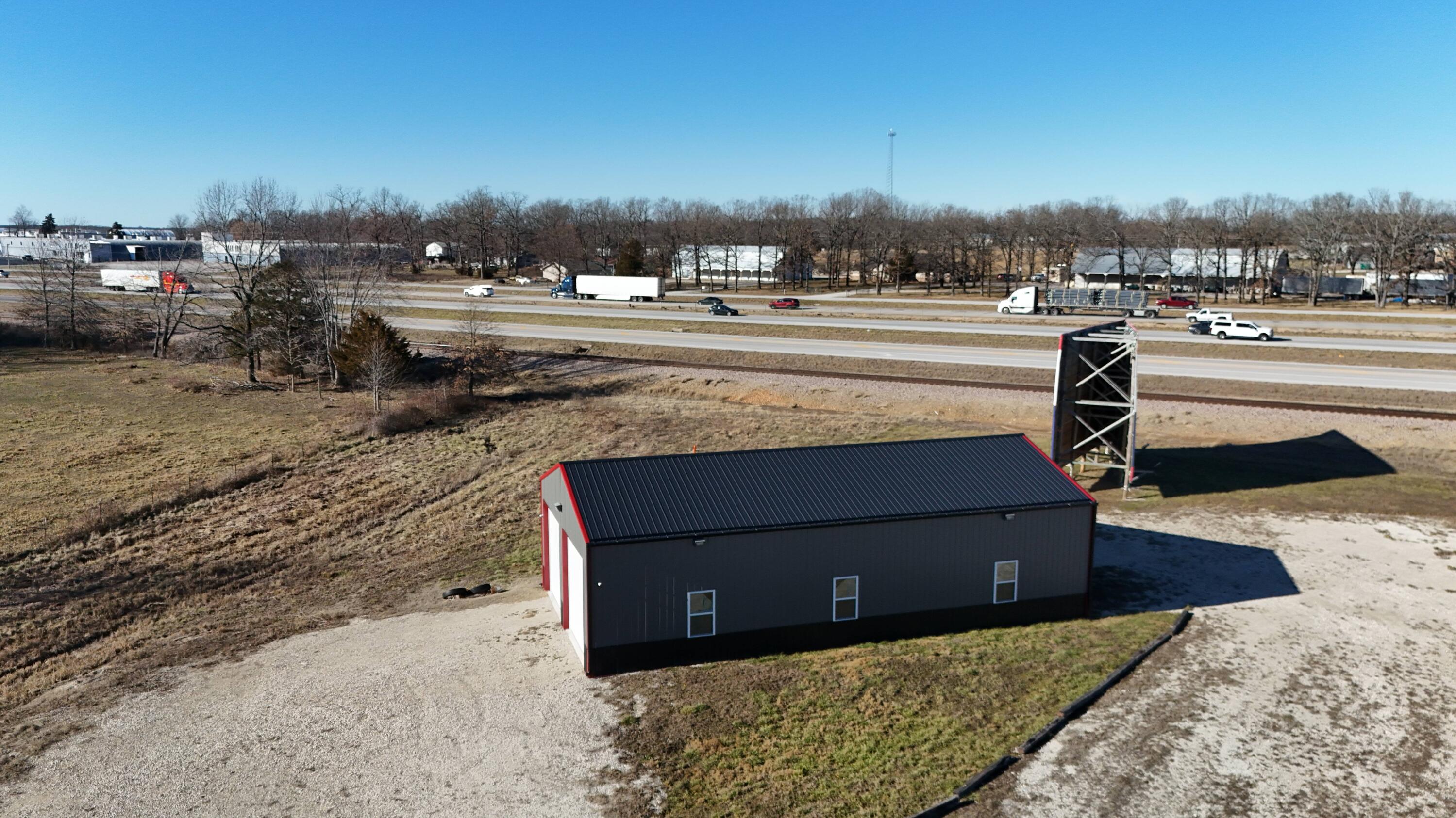 Commercial Sale for sale – 64  Paradise Road  Strafford, MO