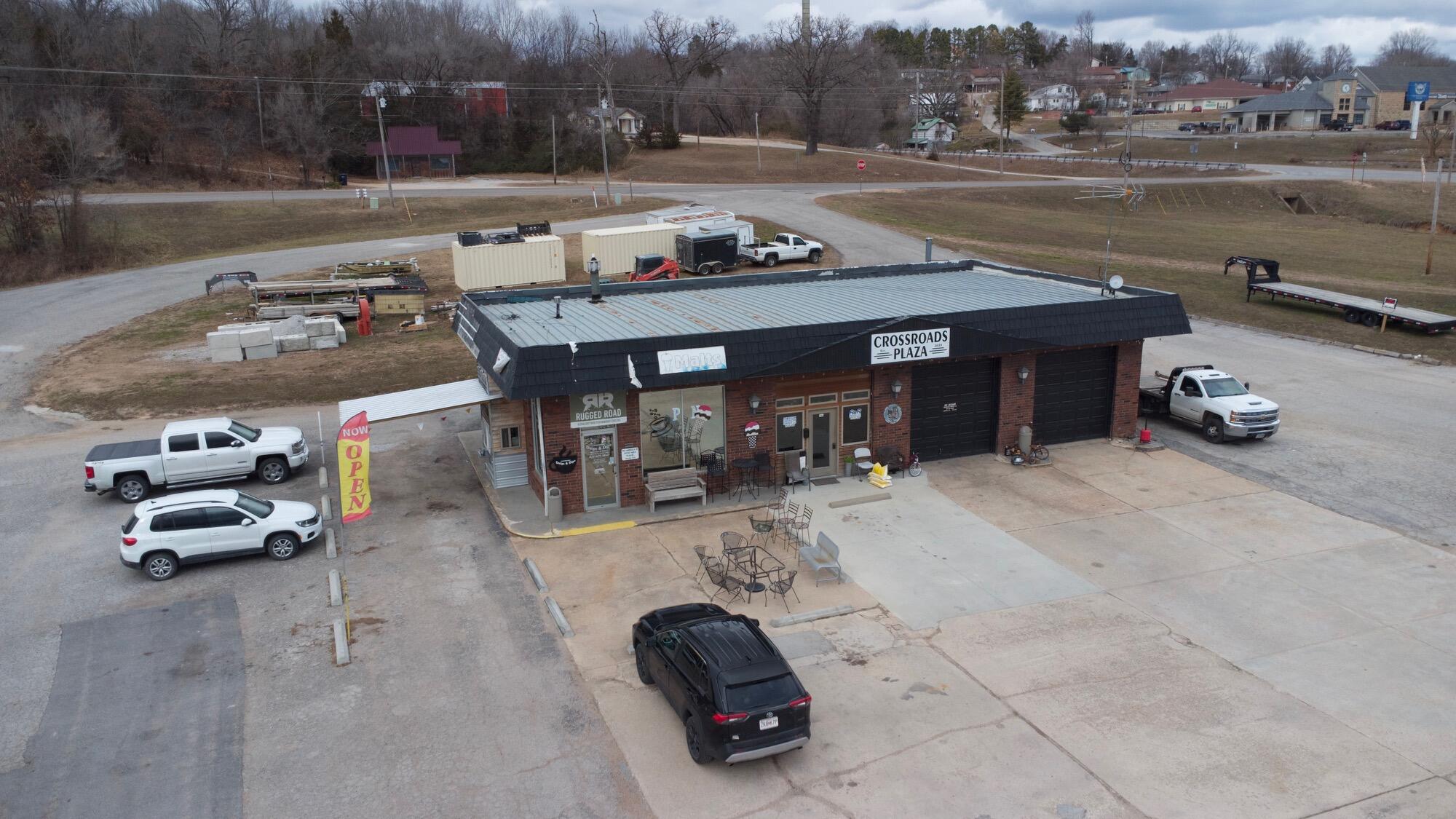 Photo 2 - Commercial Sale for sale – 21341  Us-160   Gainesville, MO