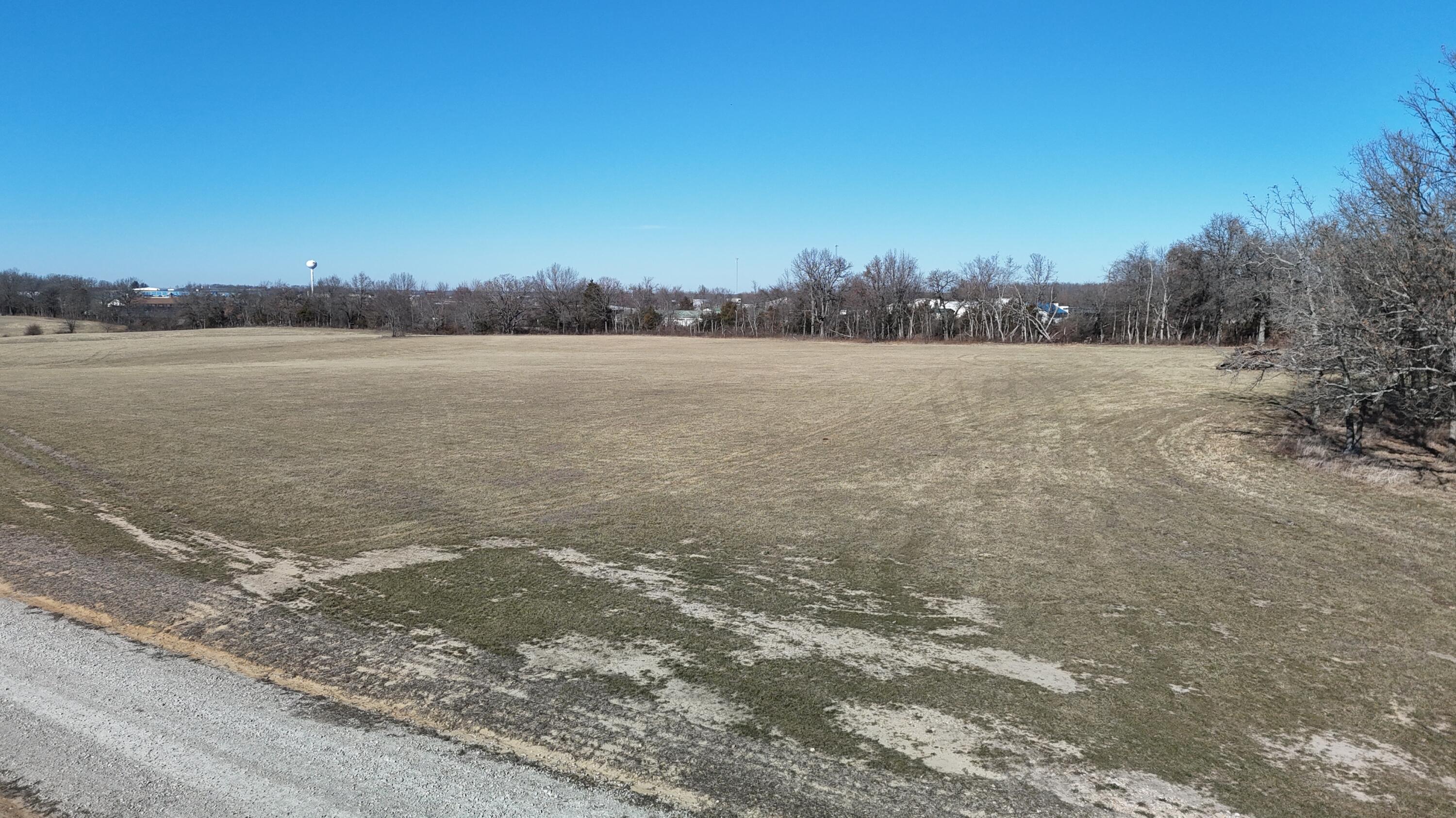 Land for sale – Tract 1  Tbd Oak Lawn Road   Seymour, MO