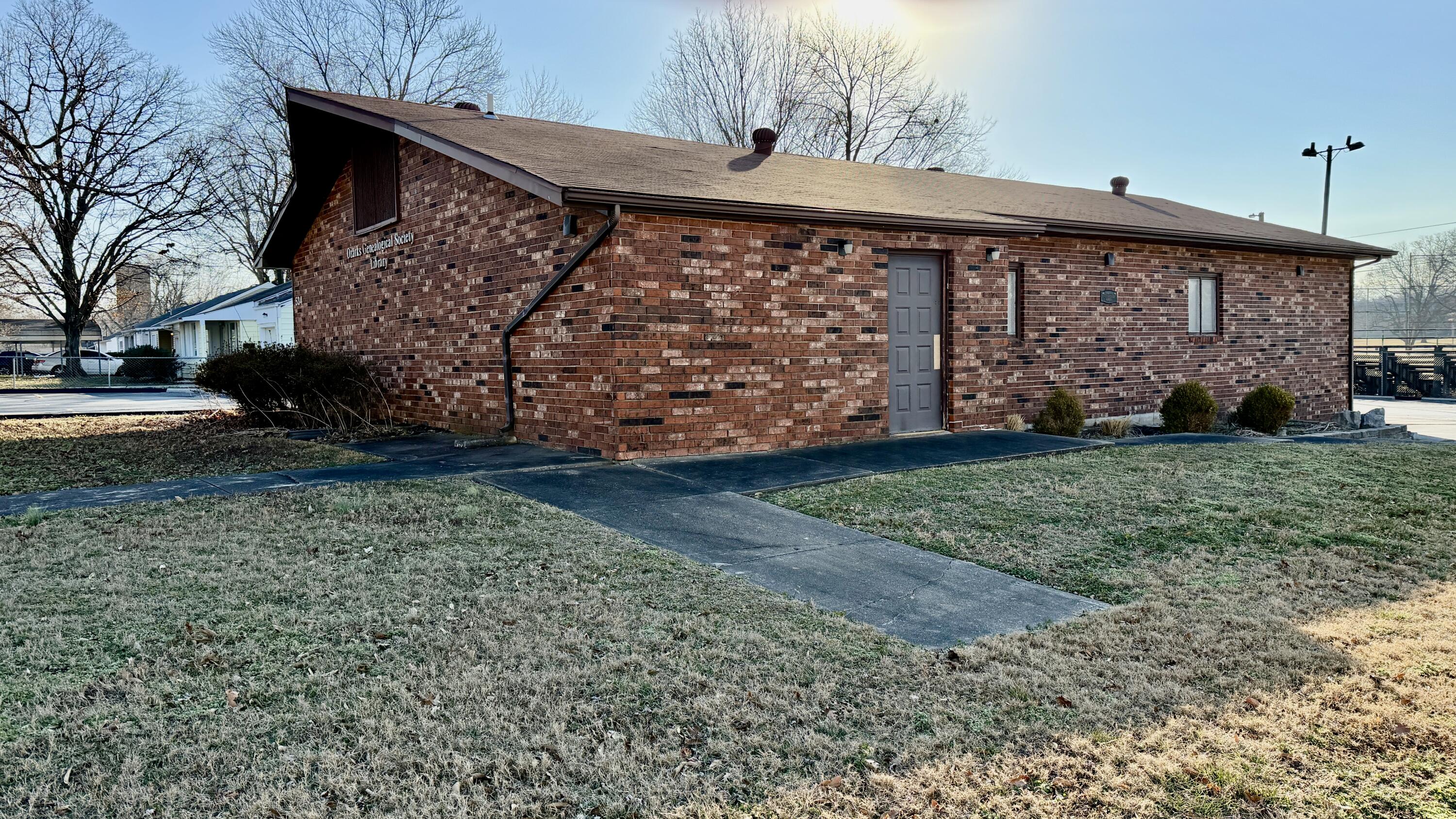 Photo 13 - Commercial Sale for sale – 534 W Catalpa Street  Springfield, MO