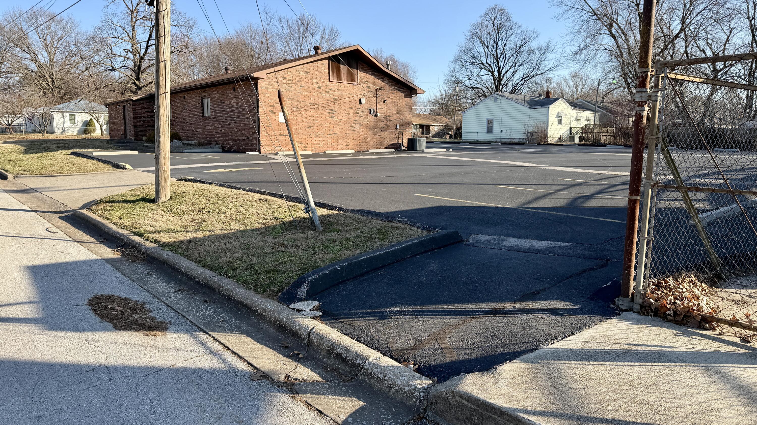 Photo 10 - Commercial Sale for sale – 534 W Catalpa Street  Springfield, MO