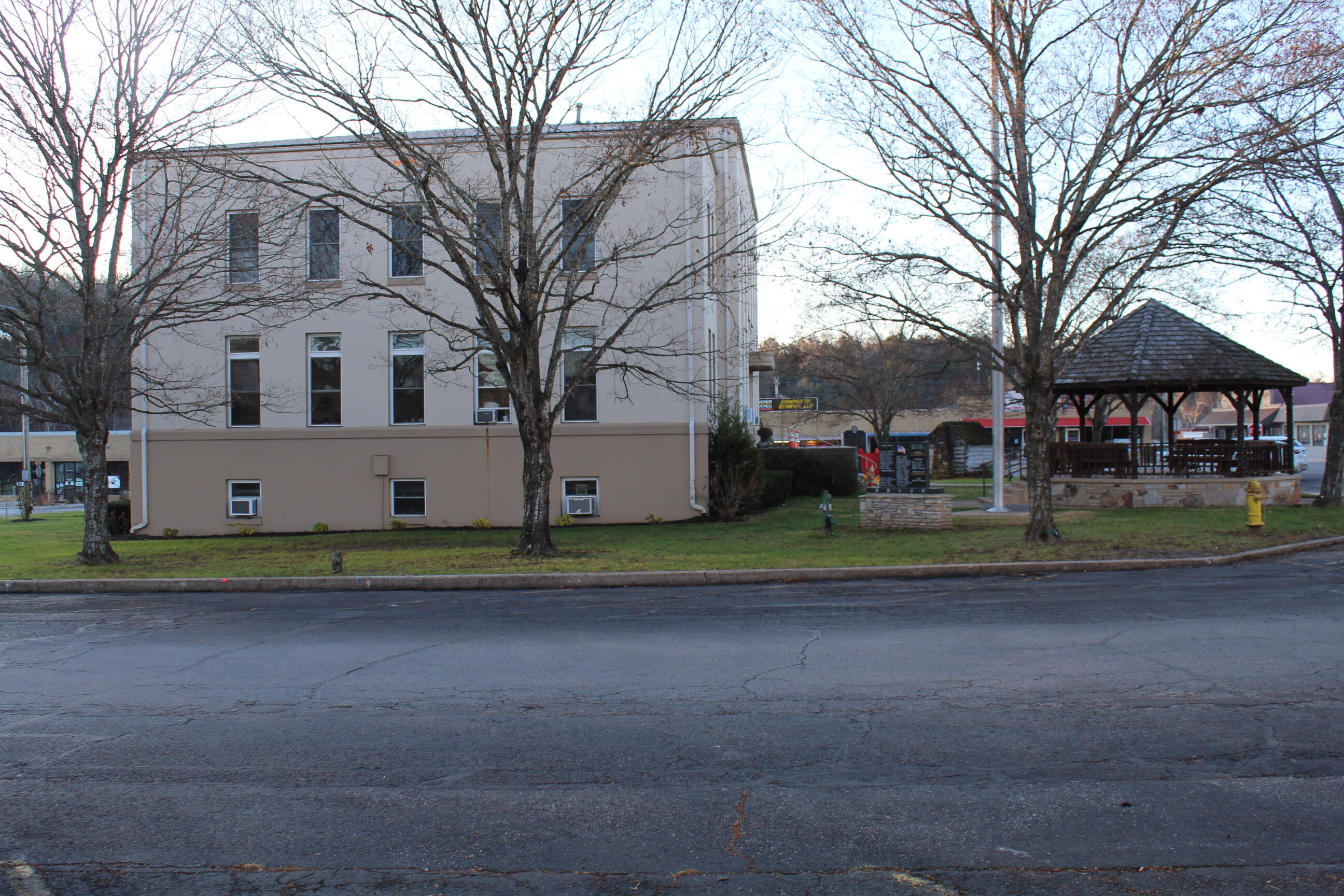 Photo 38 - Commercial Sale for sale – 333  Main Street  Gainesville, MO
