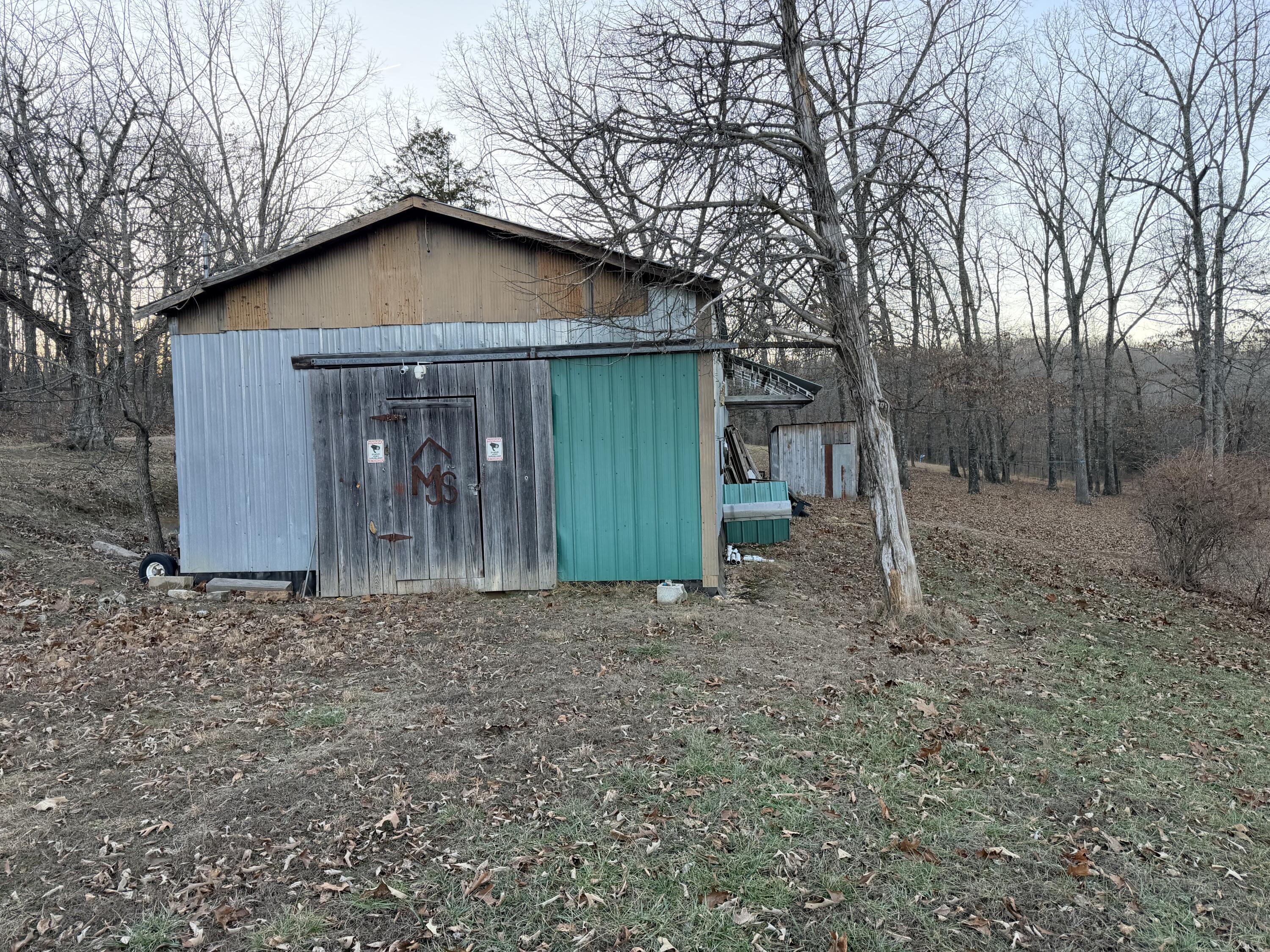 Photo 18 - Residential for sale – 153  Private Road 204-184   Alton, MO