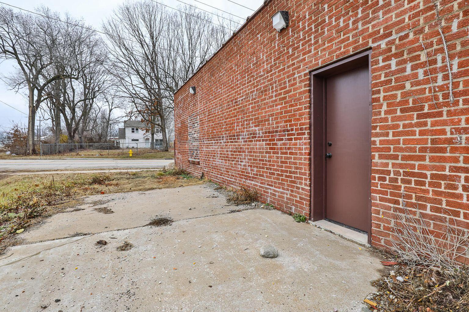 Photo 16 - Commercial Lease for sale – 1302 E Blaine Street  Springfield, MO