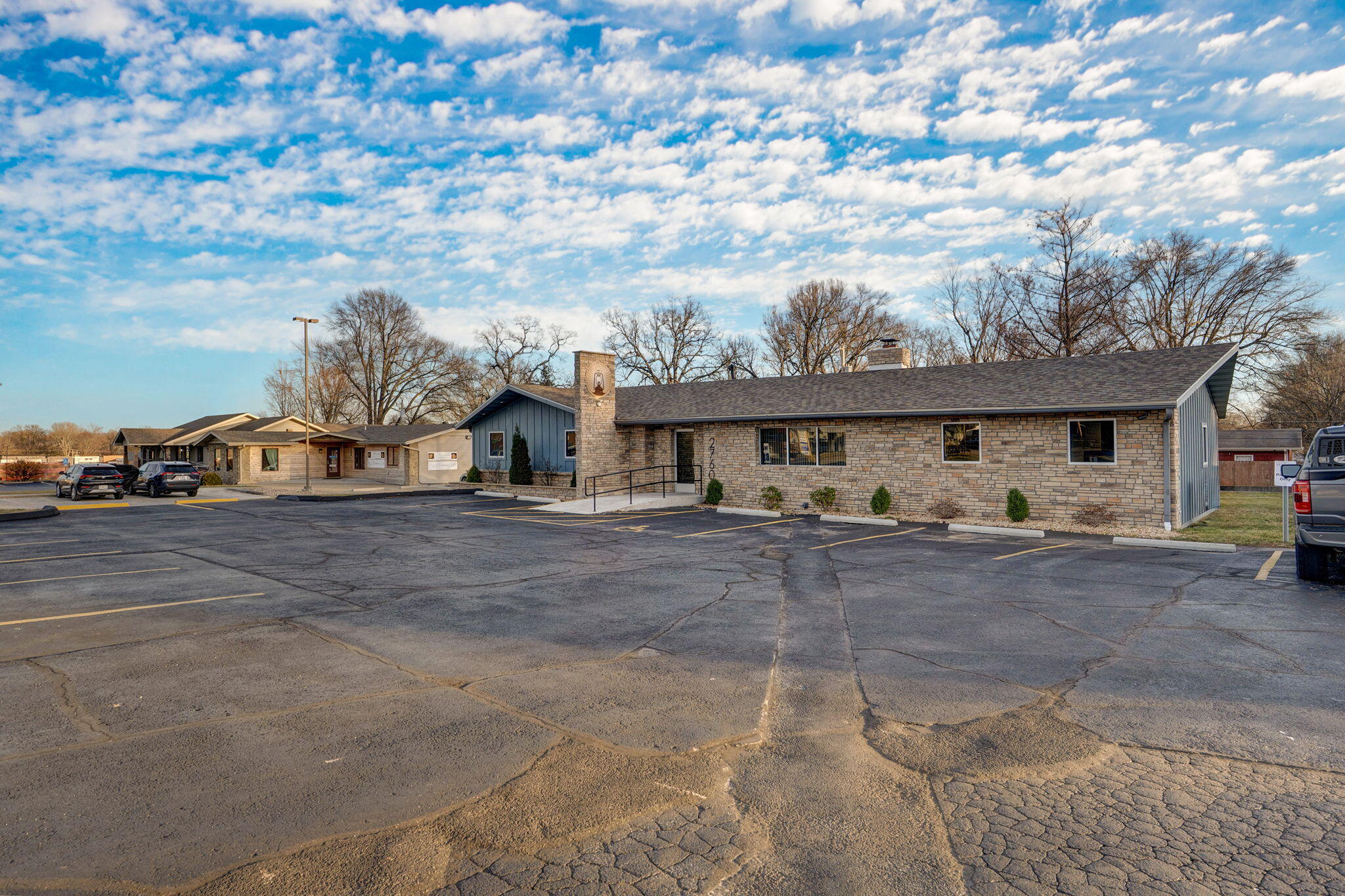 Photo 40 - Commercial Sale for sale – 2760 E Sunshine   Springfield, MO