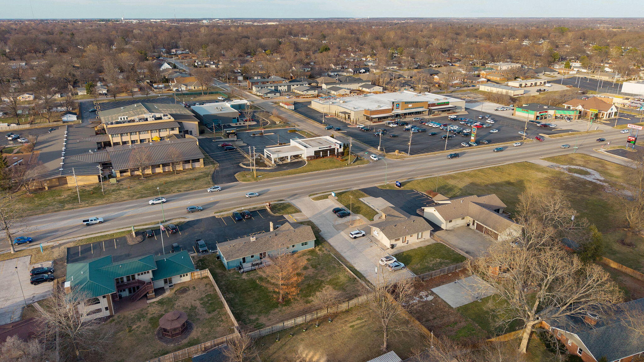 Photo 14 - Commercial Sale for sale – 2760 E Sunshine   Springfield, MO